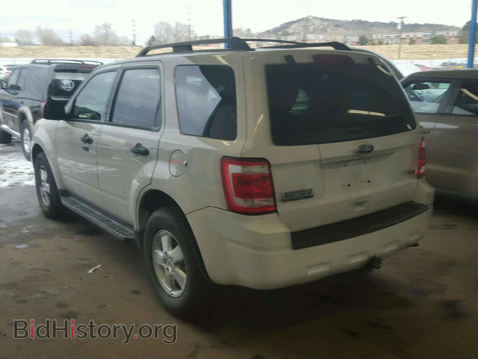 2011 FORD ESCAPE - VIN: 1FMCU9DG7BKB49764 - Фото 3