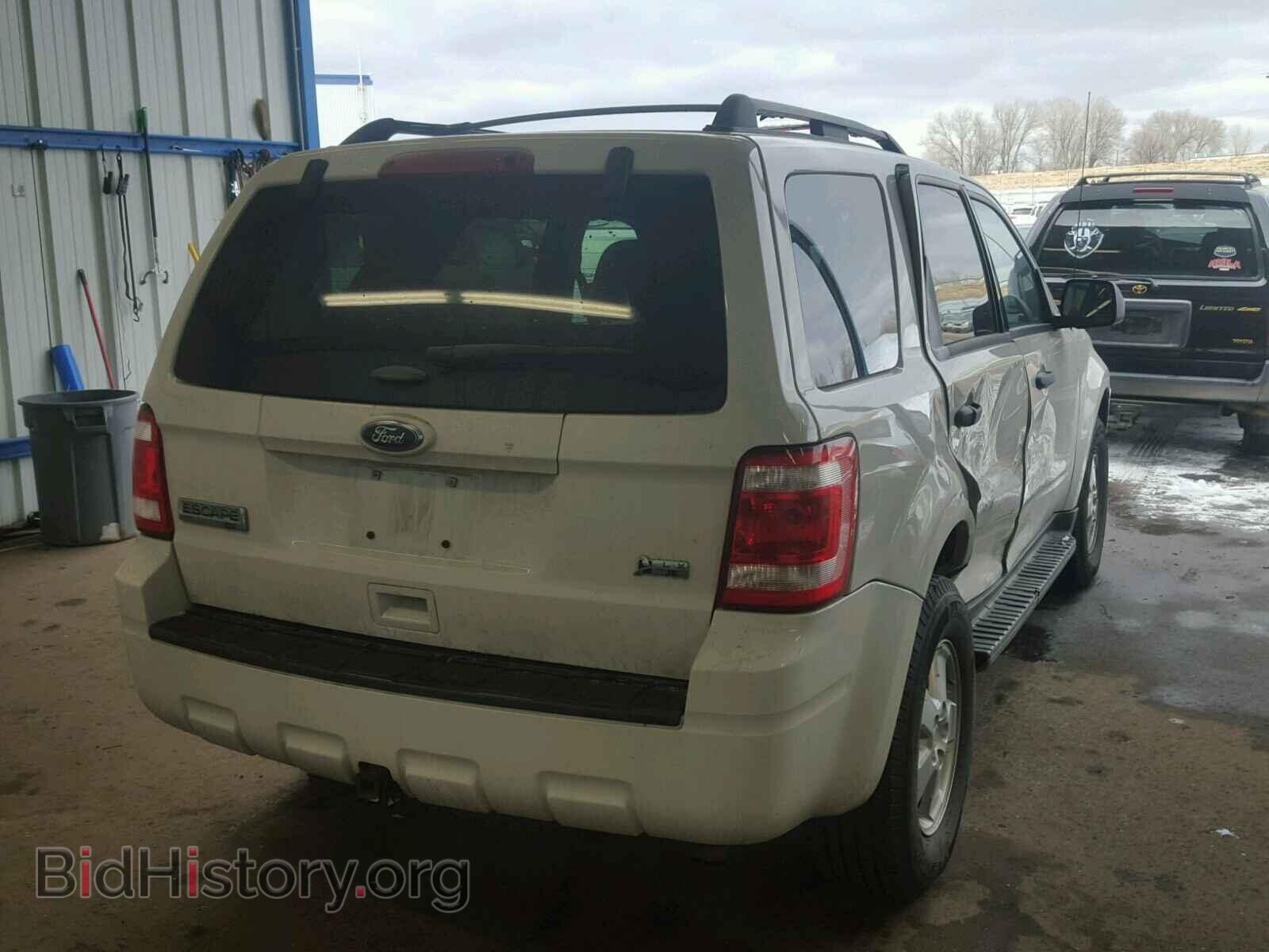 2011 FORD ESCAPE - VIN: 1FMCU9DG7BKB49764 - Фото 4