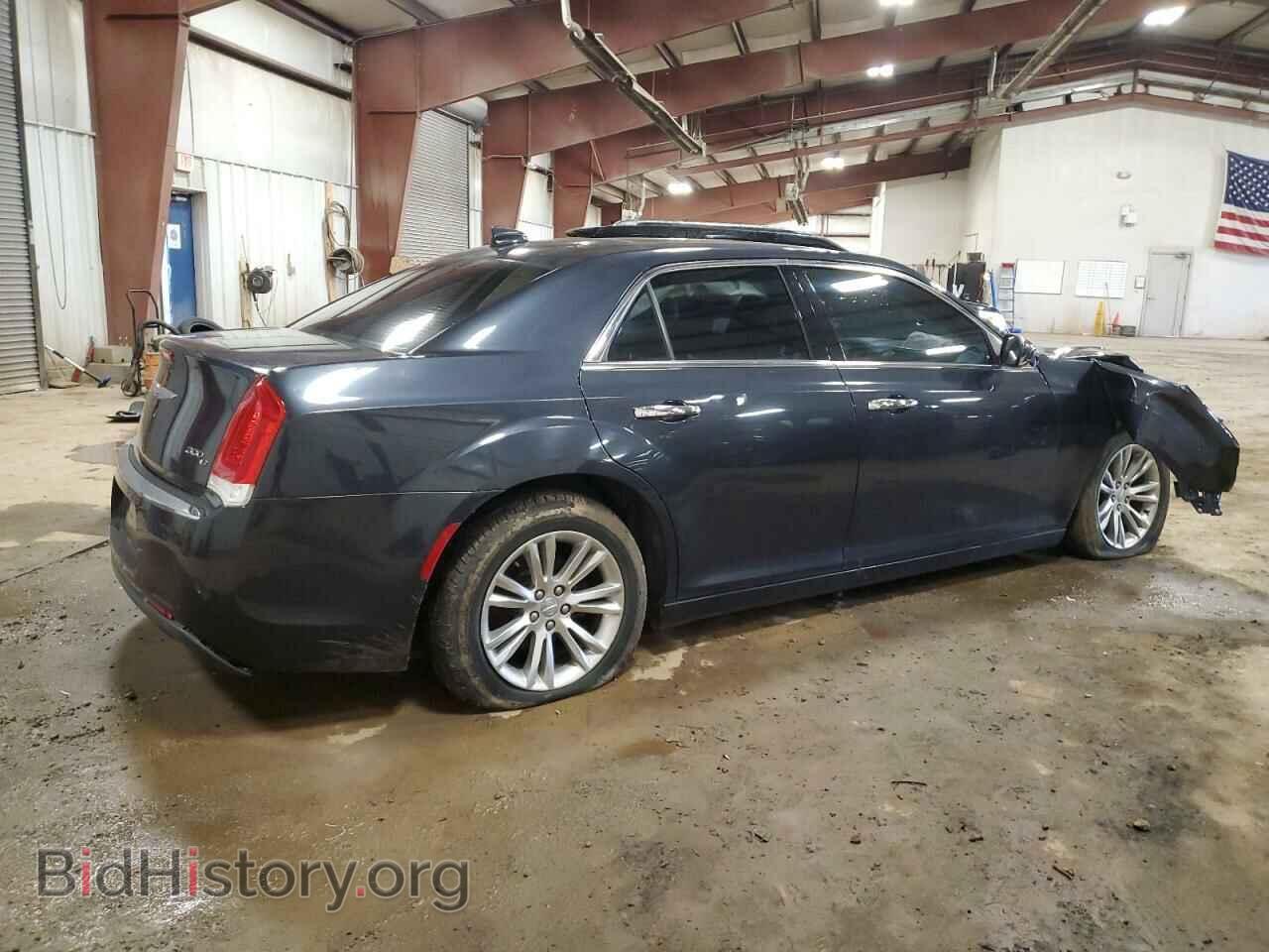 2017 CHRYSLER 300 - VIN: 2C3CCAEG1HH567880 - Фото 3