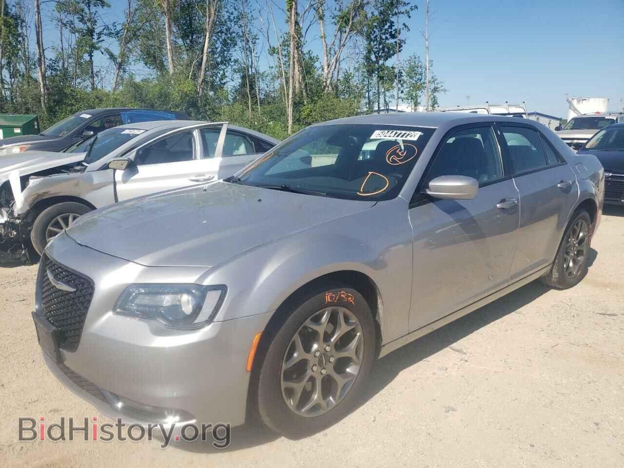 2016 CHRYSLER 300 - VIN: 2C3CCAGG4GH321899 - Фото 2