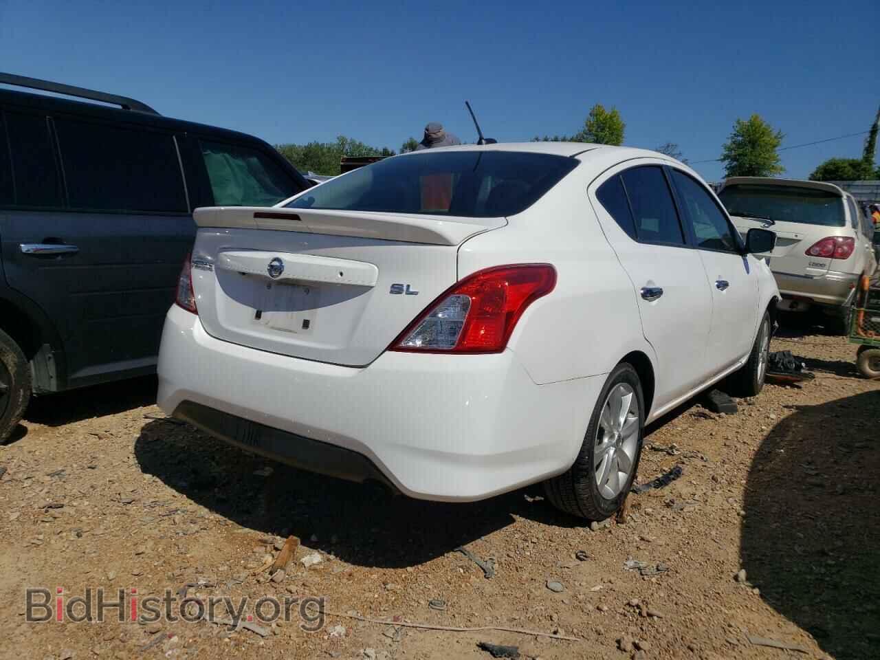 2017 NISSAN VERSA - VIN: 3N1CN7AP3HL879191 - Photo 4