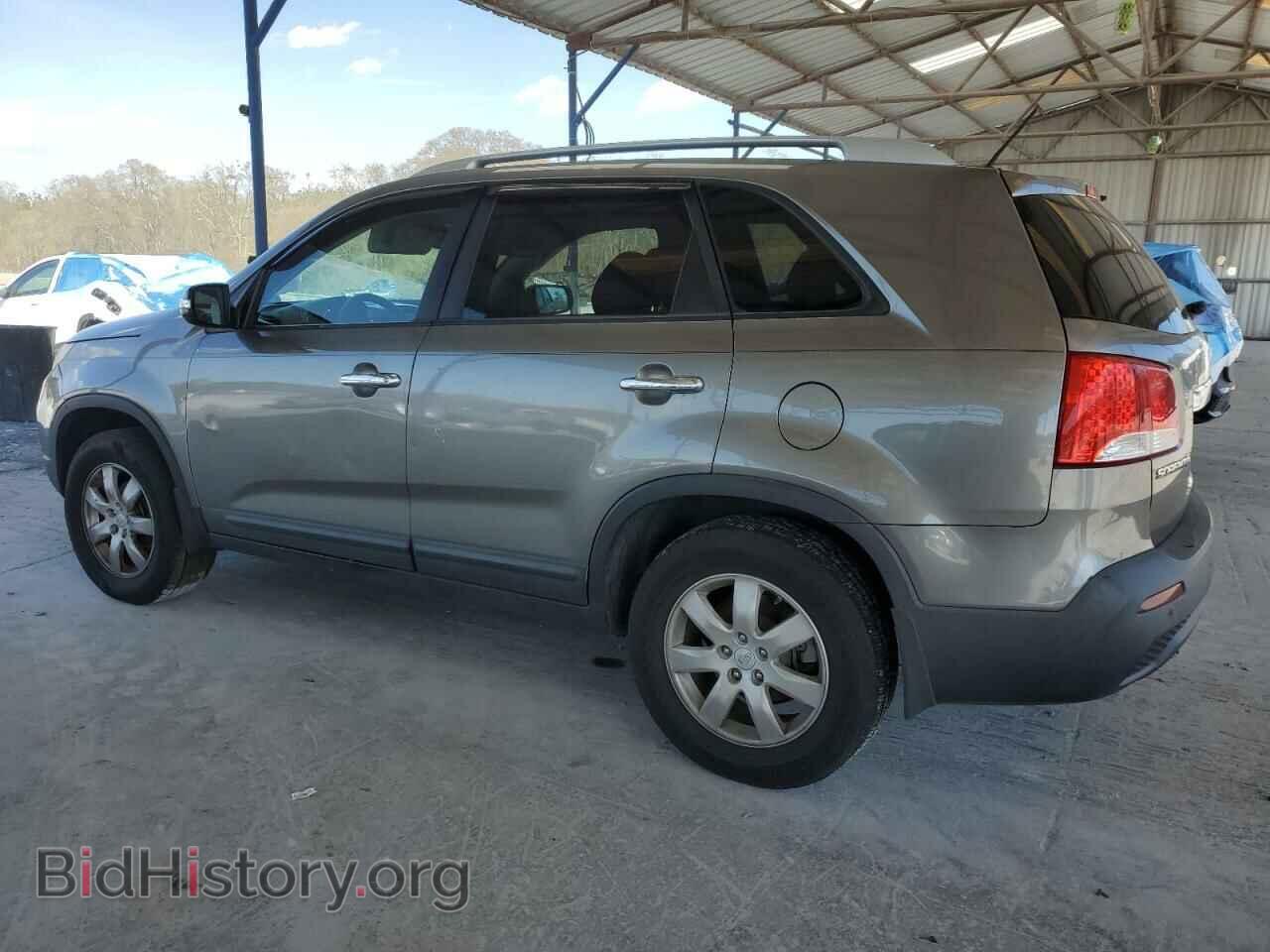 2011 KIA SORENTO - VIN: 5XYKT3A15BG087710 - Фото 2