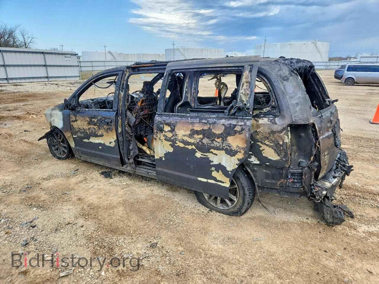 2019 DODGE CARAVAN - VIN: 2C4RDGCG3KR736730 - Photo 2