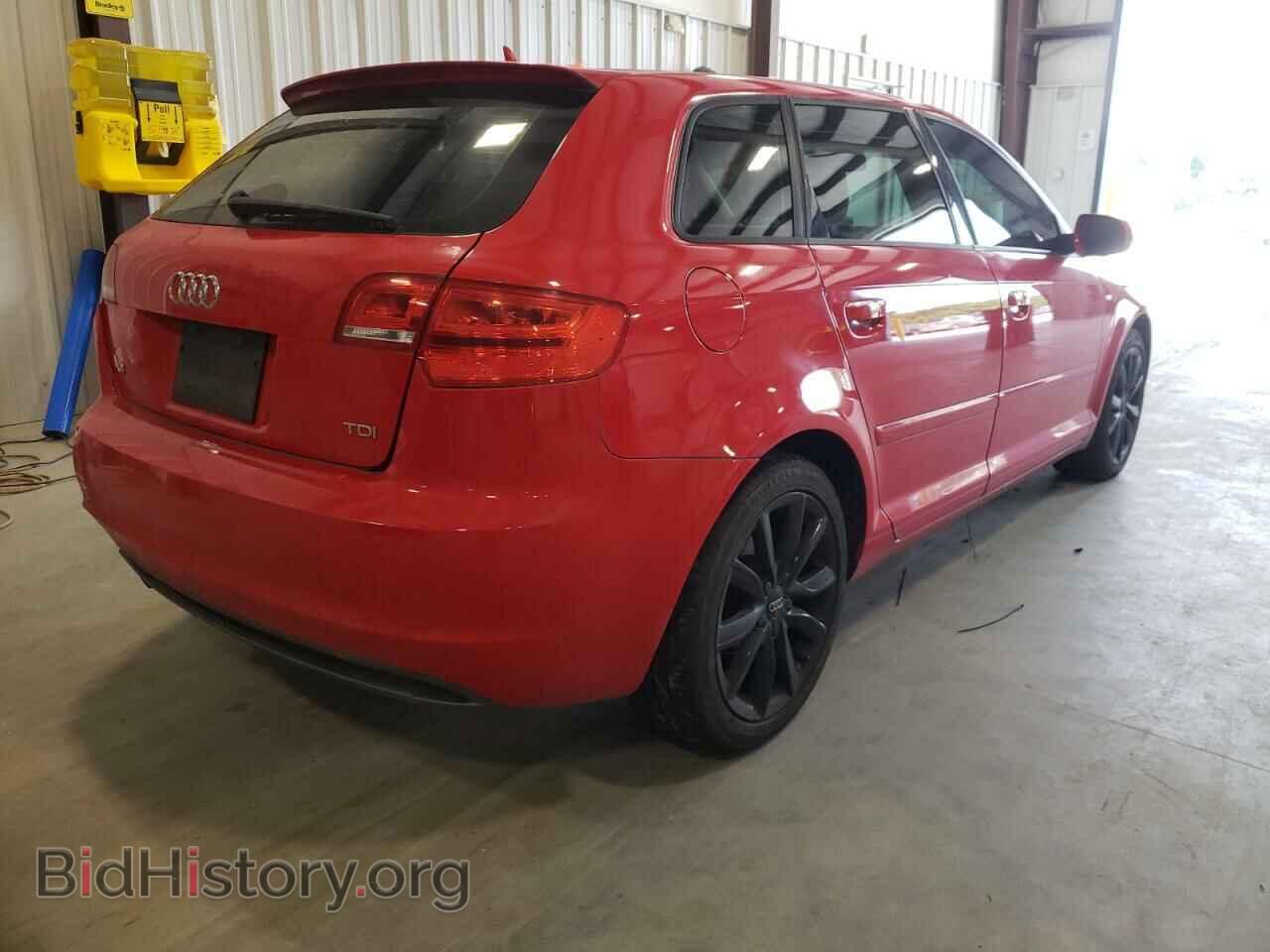 2011 AUDI A3 - VIN: WAUBJBFM1BA045339 - Photo 4