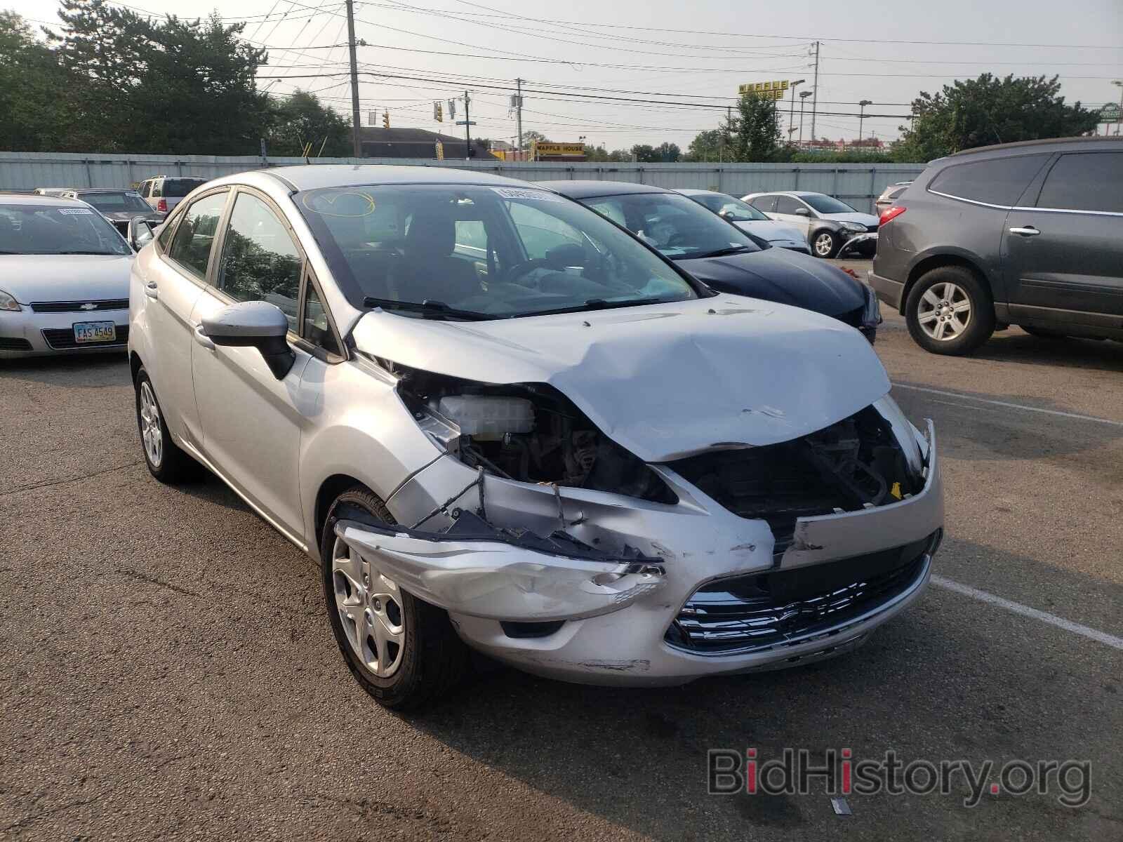 Photo 3FADP4BJ3BM240840 - FORD FIESTA 2011