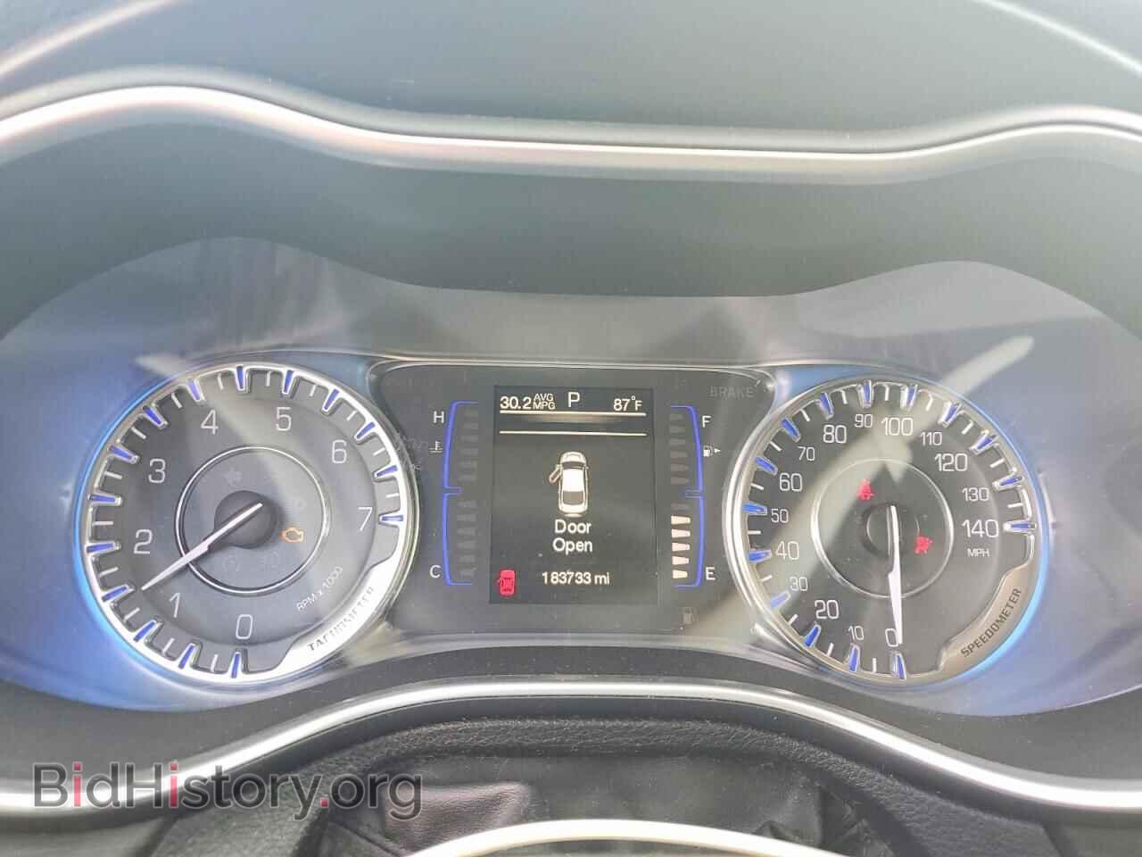2015 CHRYSLER 200 - VIN: 1C3CCCAB2FN685835 - Фото 9