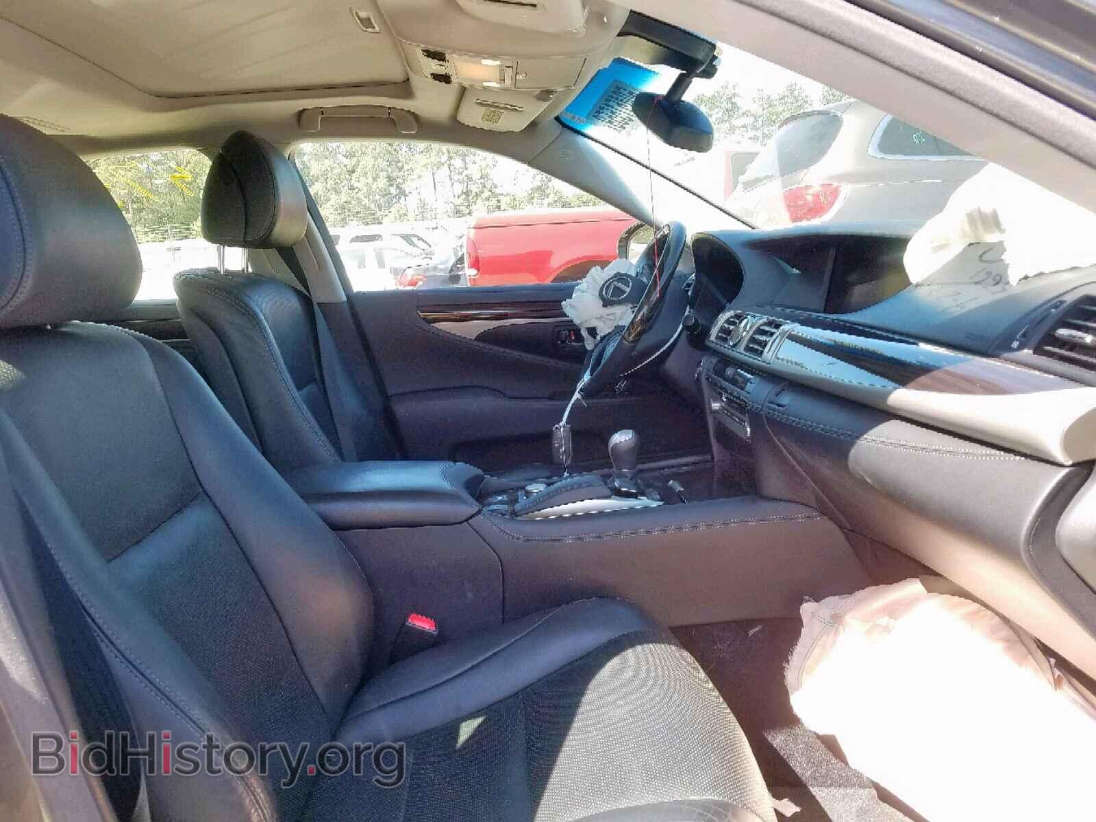 2013 LEXUS LS460 - VIN: JTHBL5EF8D5124843 - Photo 5