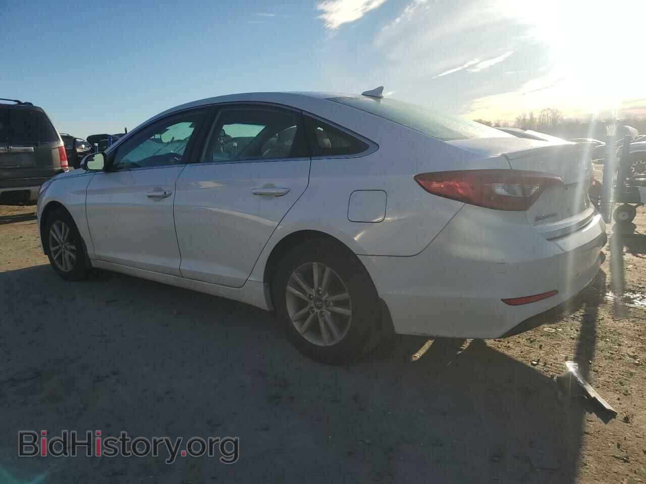2016 HYUNDAI SONATA - VIN: 5NPE24AF2GH288045 - Фото 2