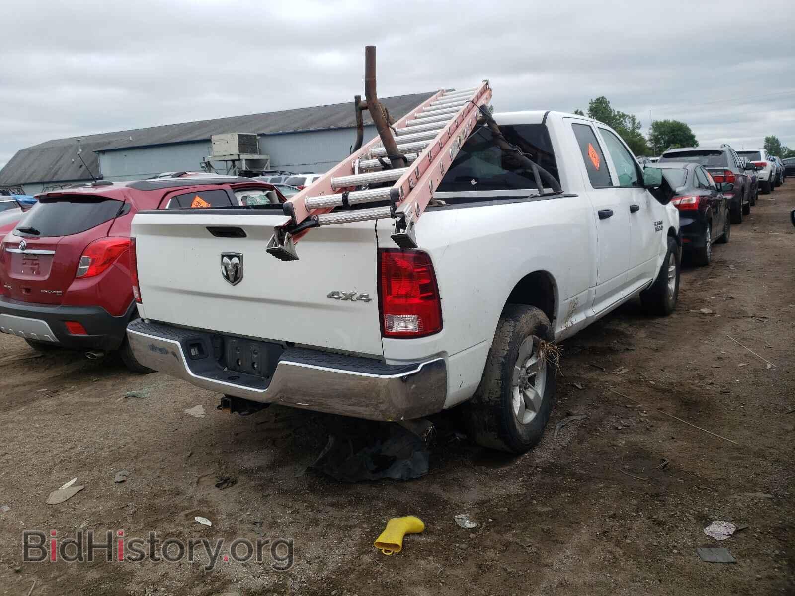 2017 RAM 1500 - VIN: 1C6RR7FG5HS548349 - Photo 4