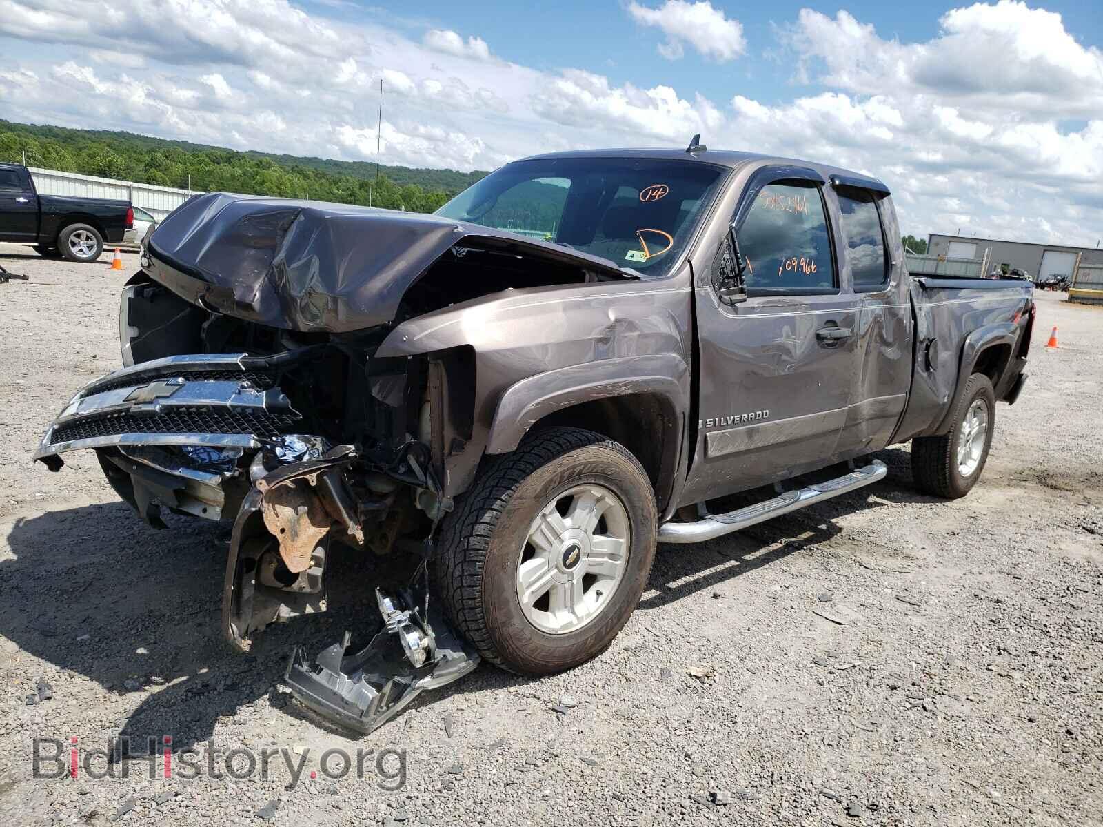 2008 CHEVROLET SILVERADO - VIN: 2GCEK190981286763 - Фото 2