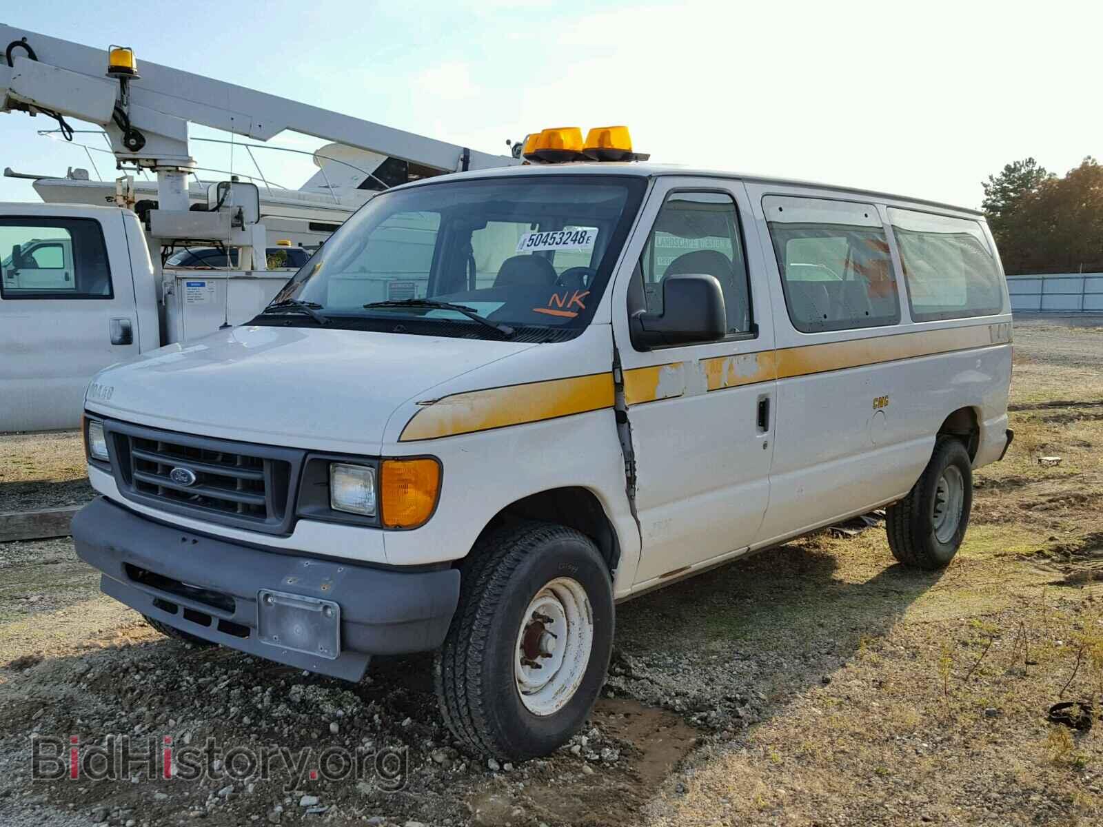 2004 FORD ECONOLINE - VIN: 1FDNE31M04HB36562 - Фото 2