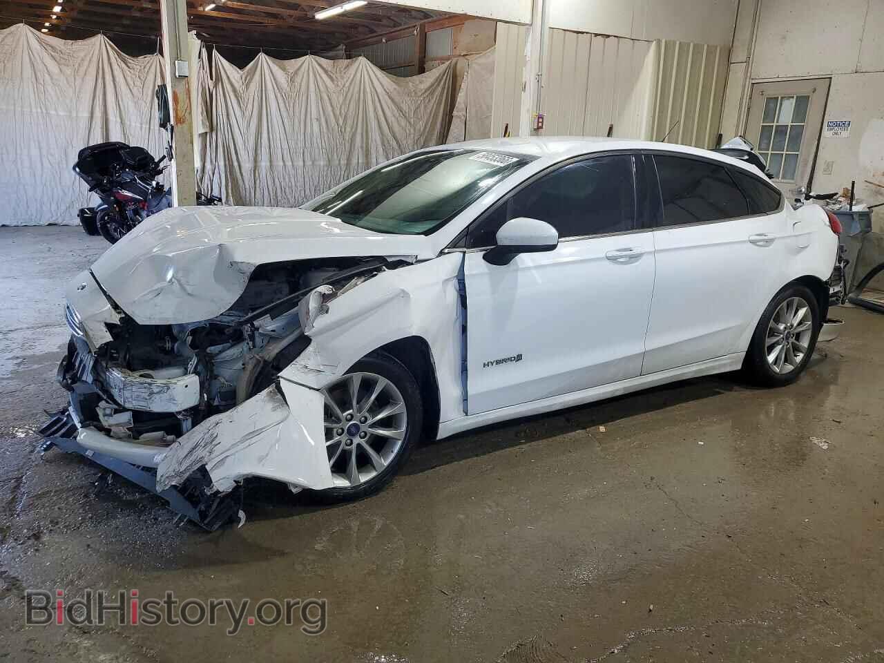 Photo 3FA6P0LU9HR325770 - FORD FUSION 2017