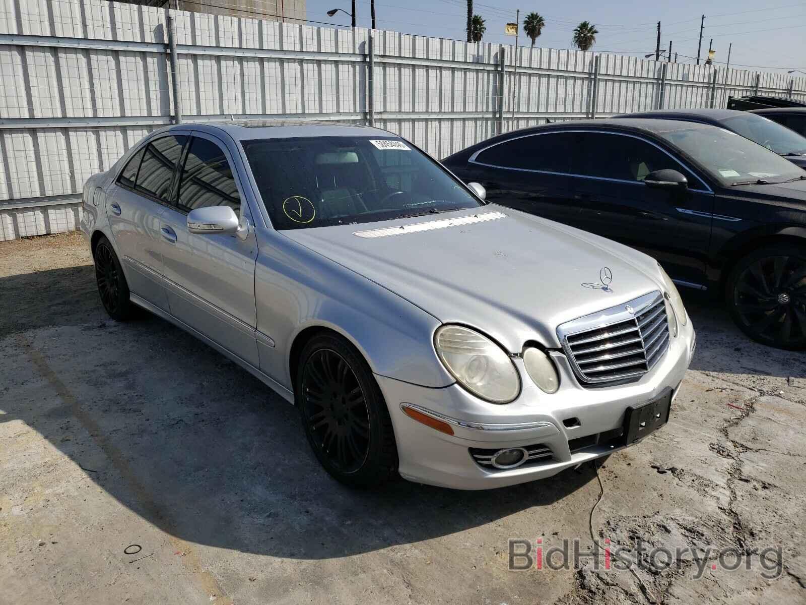 Photo WDBUF56X38B210866 - MERCEDES-BENZ E CLASS 2008