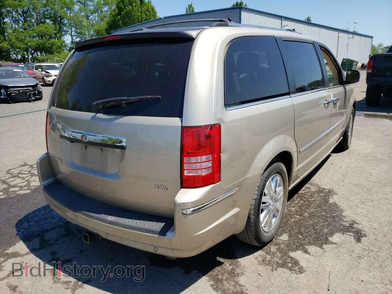 2008 CHRYSLER MINIVAN - VIN: 2A8HR64X08R622028 - Фото 4