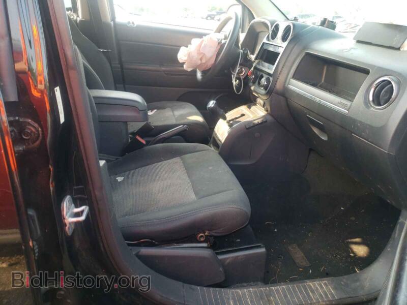 2012 Jeep COMPASS (VIN 1C4NJCBA4CD504090) — фото 5 из 10