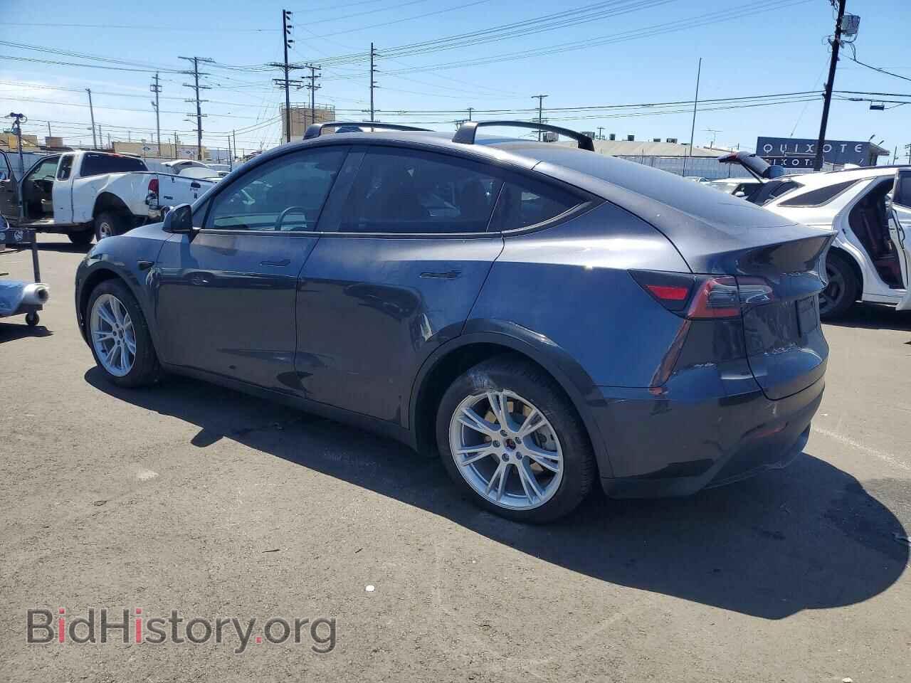 2024 TESLA MODEL Y - VIN: 7SAYGDEE7RA244172 - Фото 2
