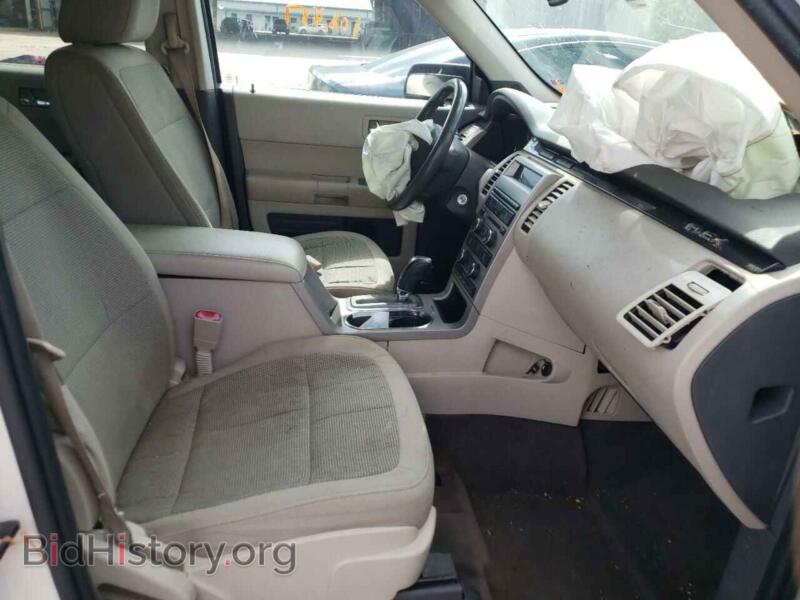 2011 Ford FLEX (VIN 2FMGK5BC3BBD16616) — photo 5 of 10