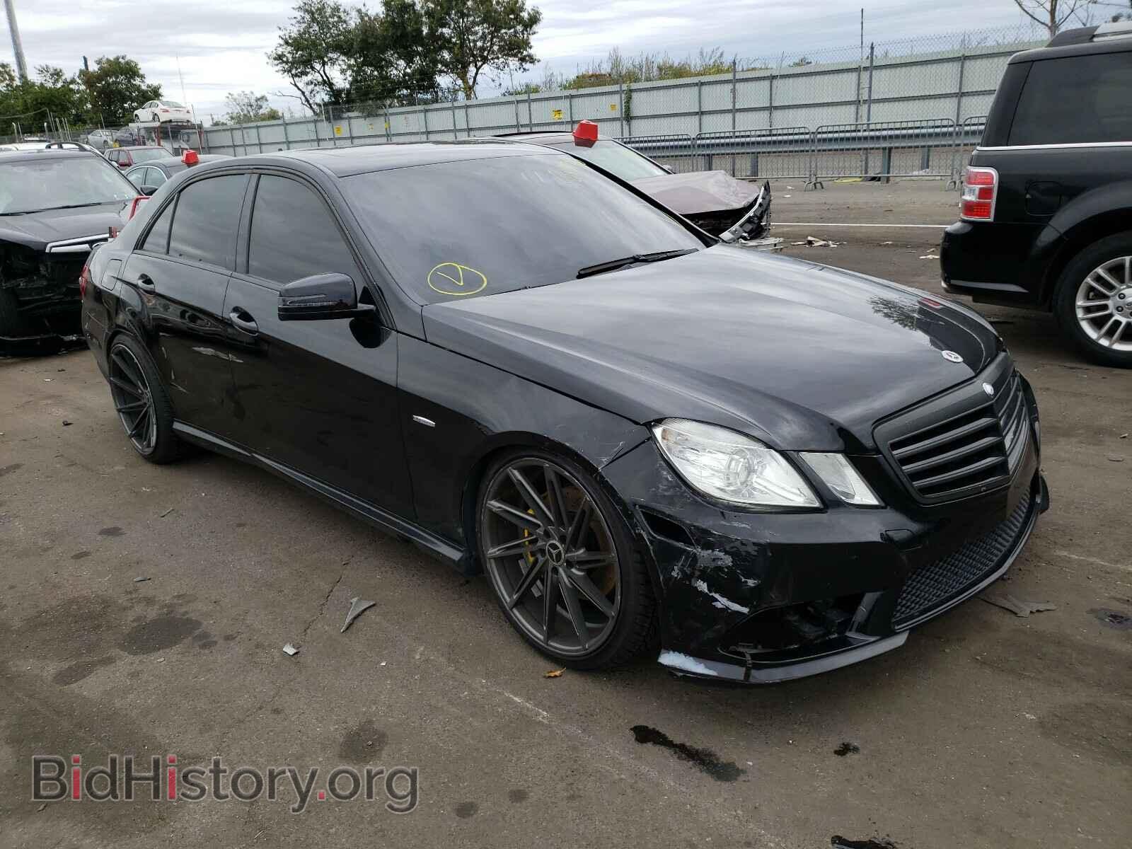 Photo WDDHF8JB6CA617083 - MERCEDES-BENZ E-CLASS 2012