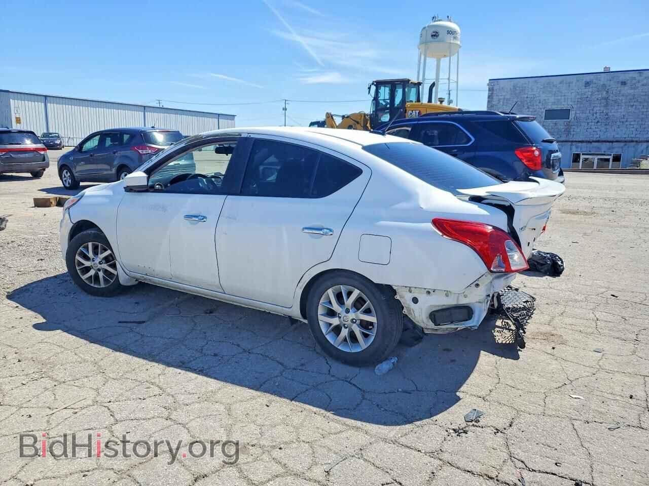 2017 NISSAN VERSA - VIN: 3N1CN7AP3HL852153 - Фото 2