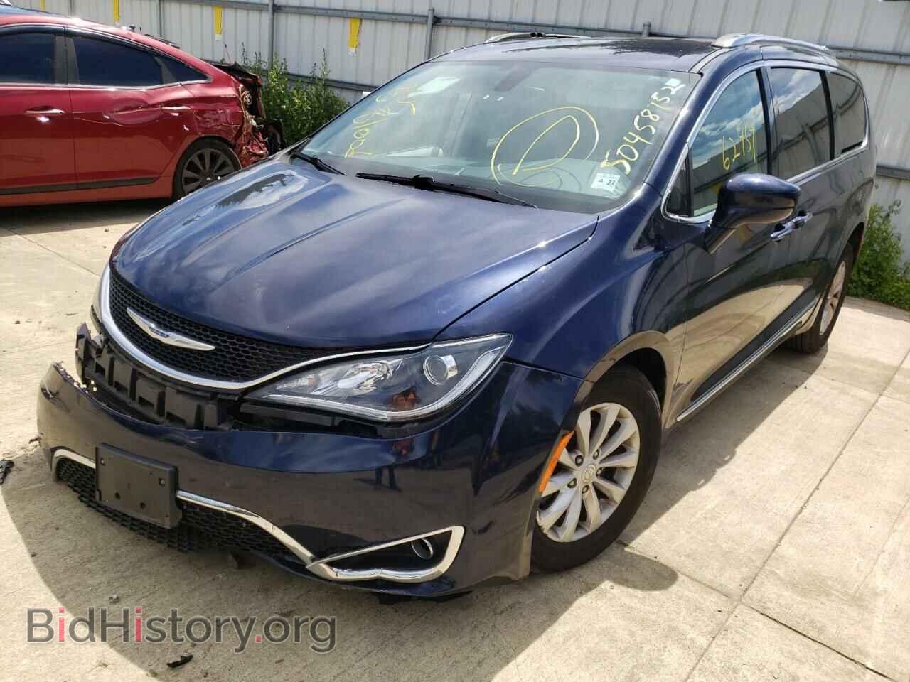 2018 CHRYSLER PACIFICA - VIN: 2C4RC1BG2JR256825 - Фото 2