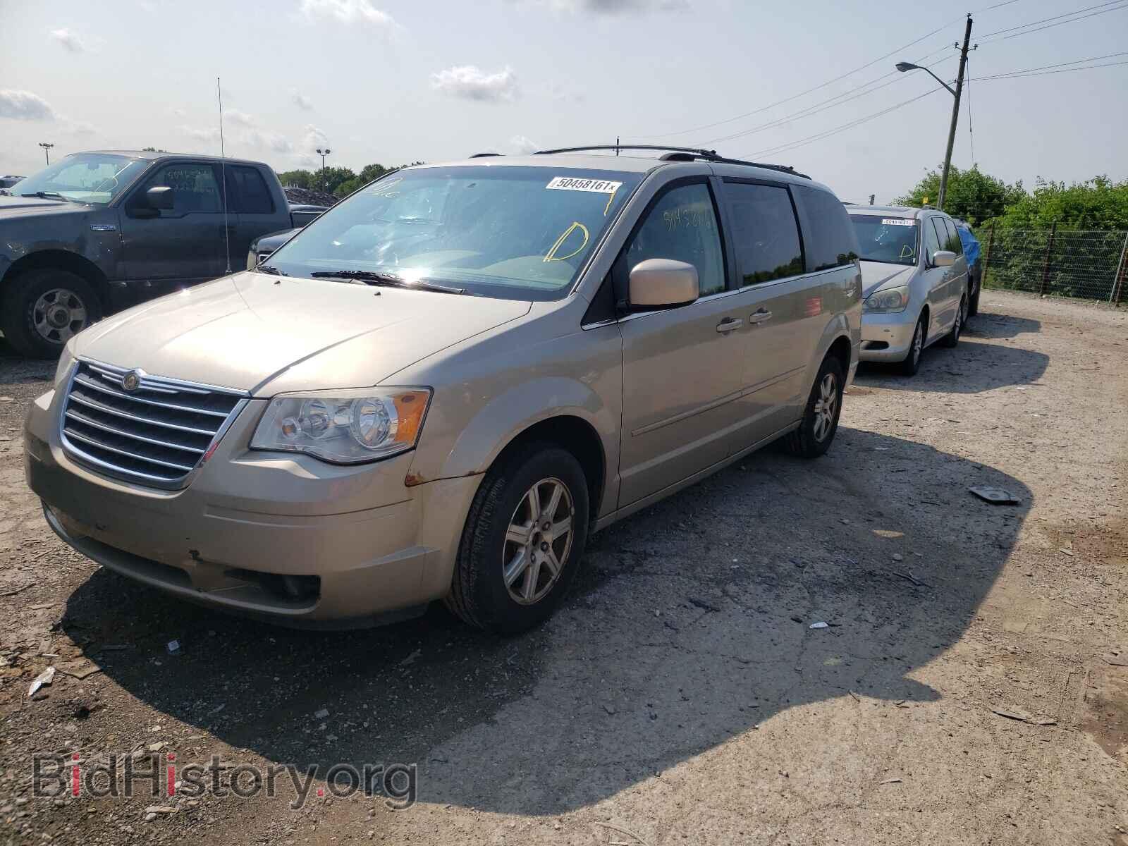 2008 CHRYSLER MINIVAN - VIN: 2A8HR54P98R823307 - Фото 2