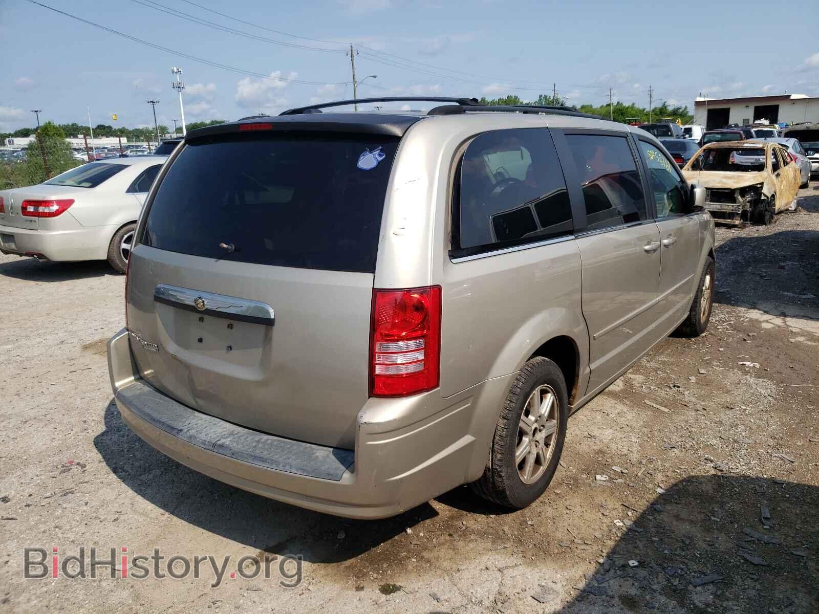 2008 CHRYSLER MINIVAN - VIN: 2A8HR54P98R823307 - Фото 4