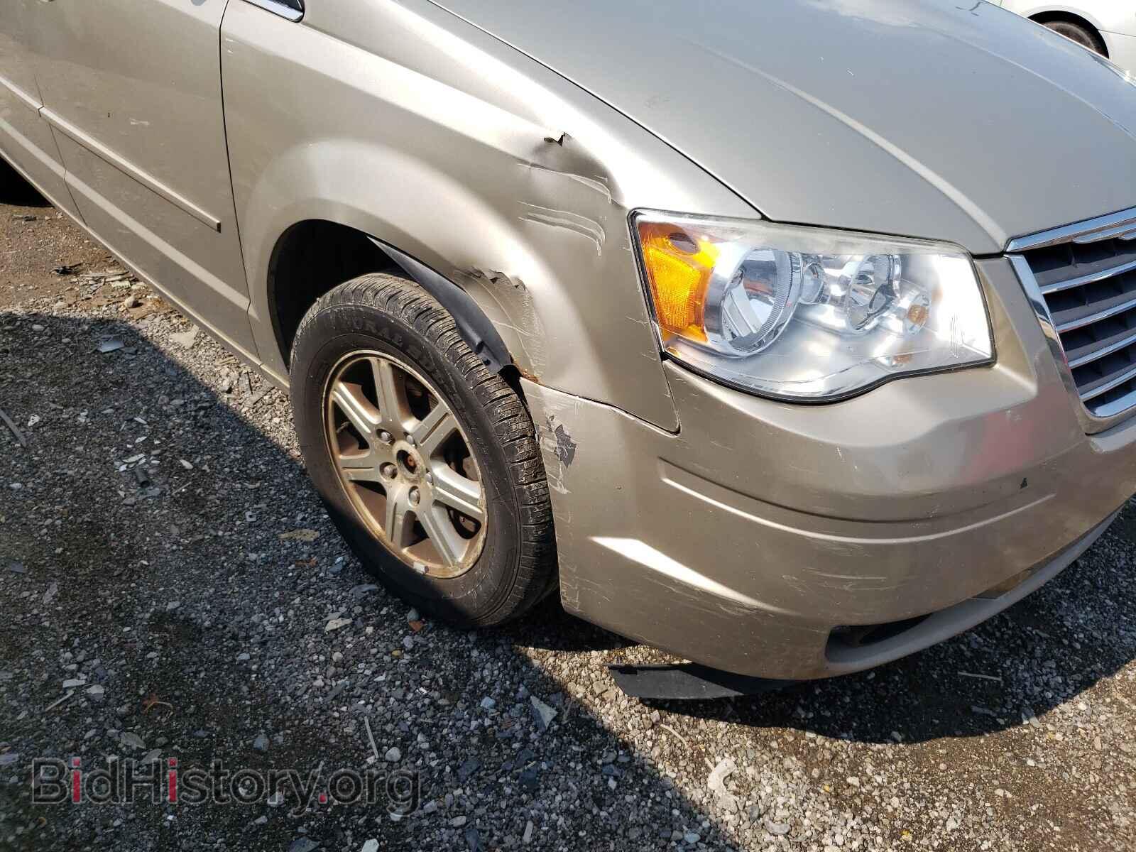 2008 CHRYSLER MINIVAN - VIN: 2A8HR54P98R823307 - Фото 9