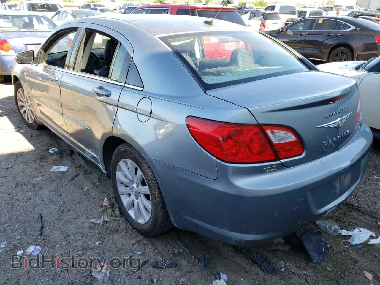 2010 CHRYSLER SEBRING - VIN: 1C3CC5FD2AN133430 - Фото 3
