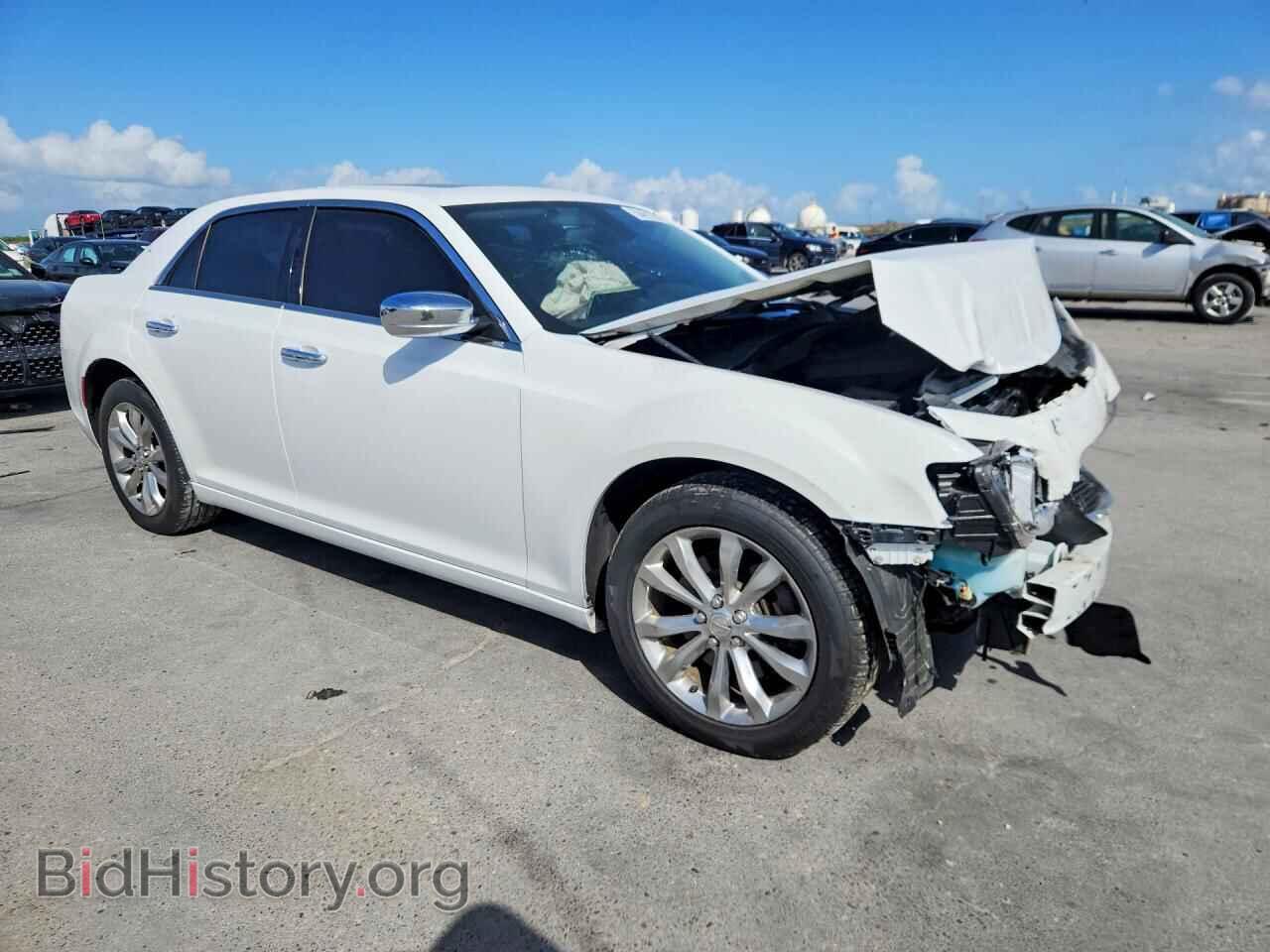 2019 CHRYSLER 300 - VIN: 2C3CCAKG5KH590994 - Фото 4