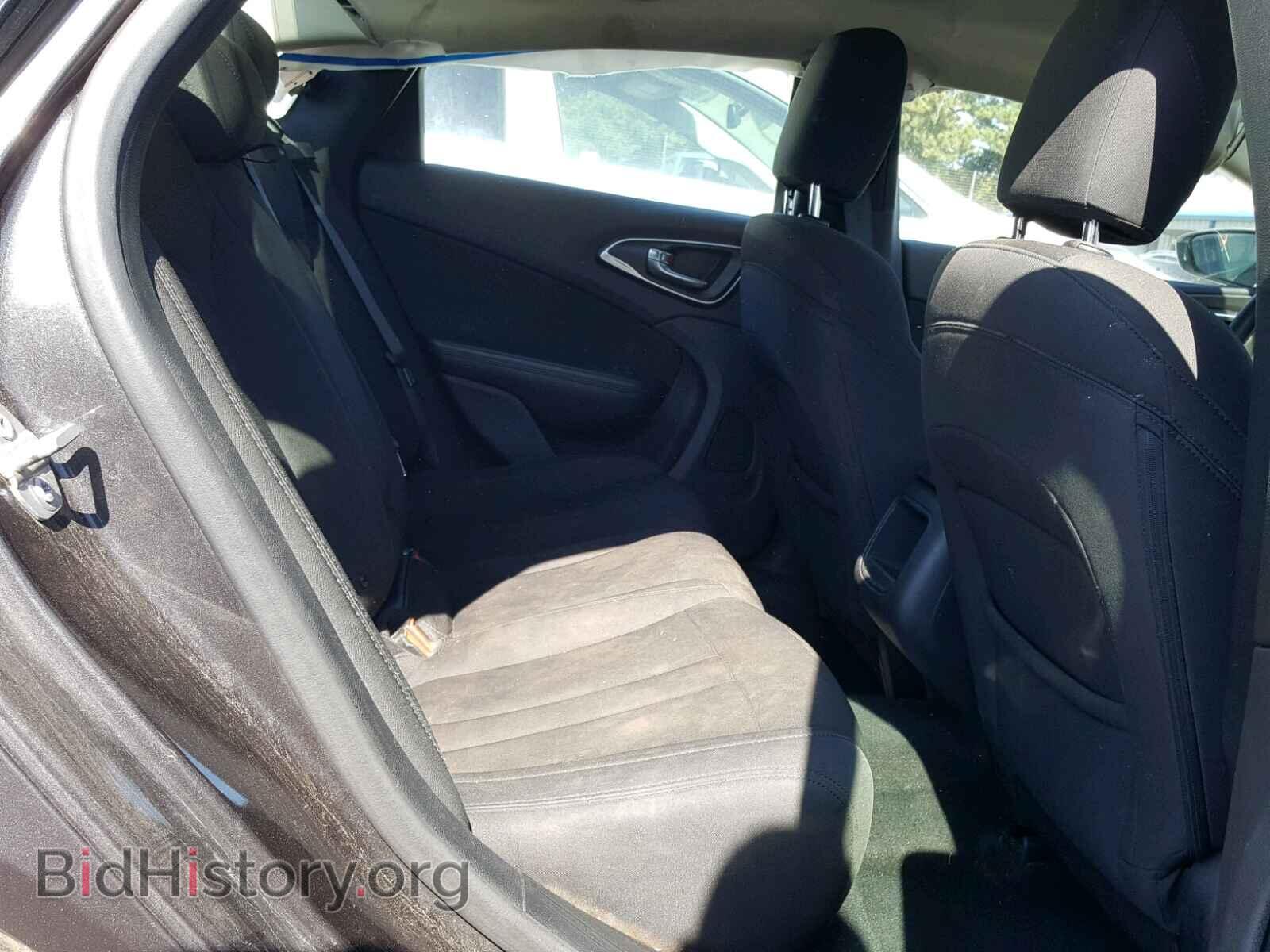 2016 CHRYSLER 200 - VIN: 1C3CCCABXGN128088 - Photo 6