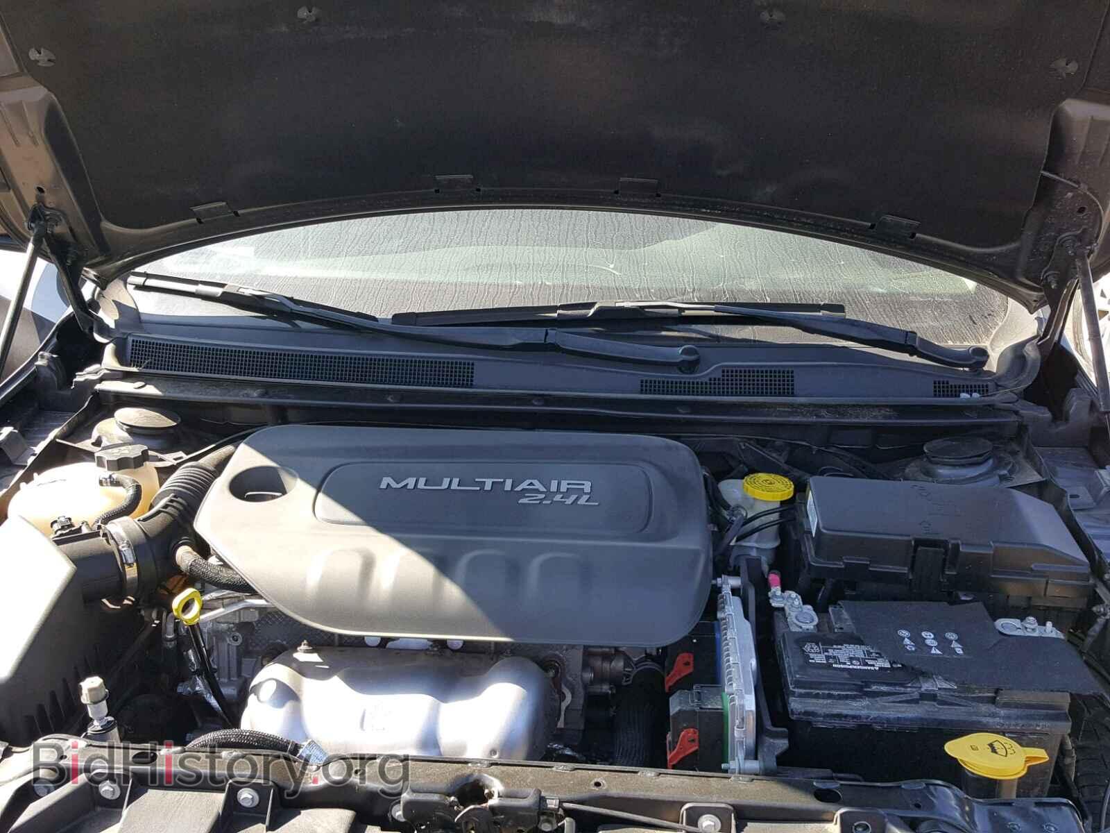 2016 CHRYSLER 200 - VIN: 1C3CCCABXGN128088 - Photo 7