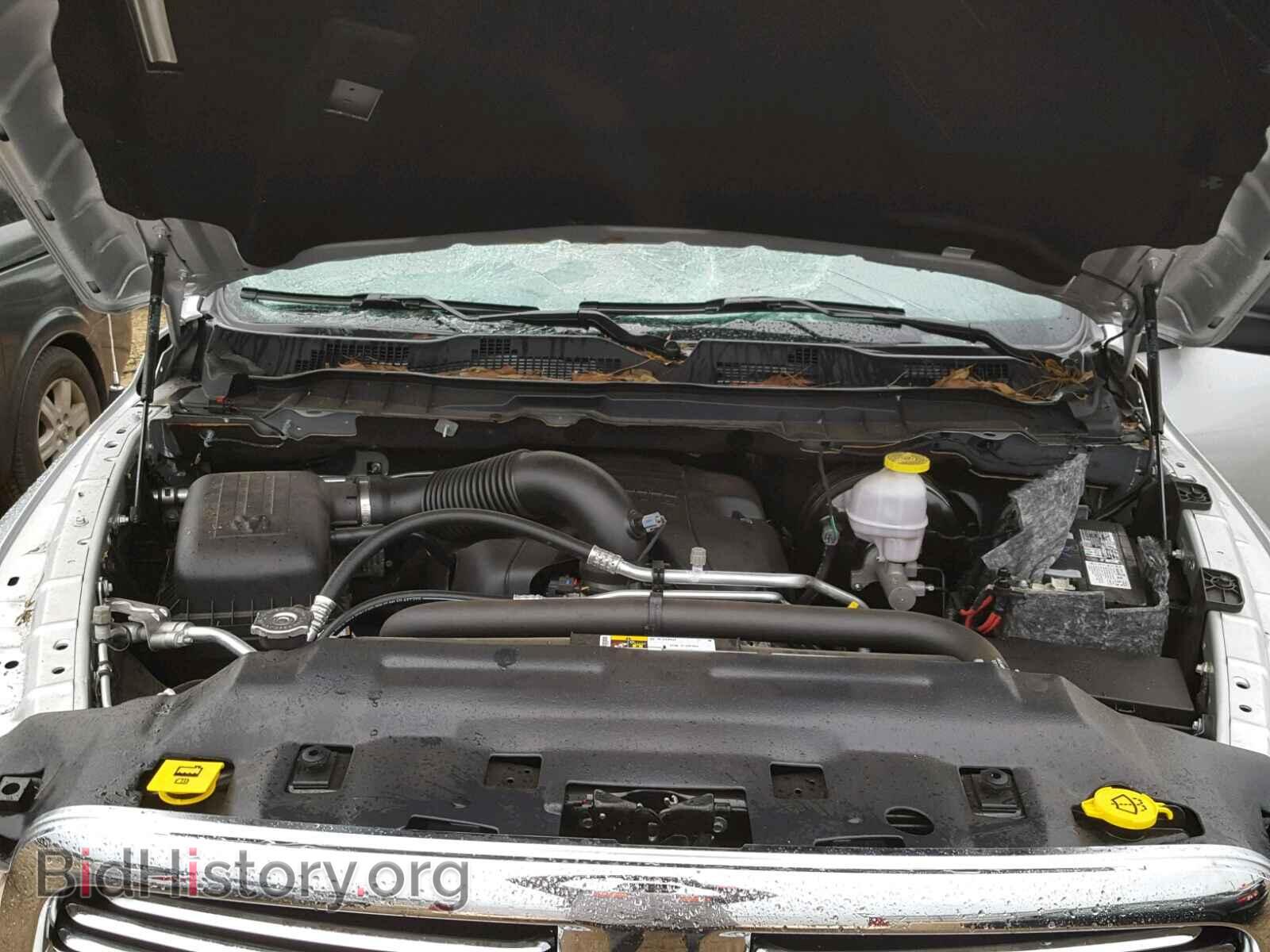 2018 RAM 1500 SLT - VIN: 1C6RR6GT4JS101152 - Фото 7