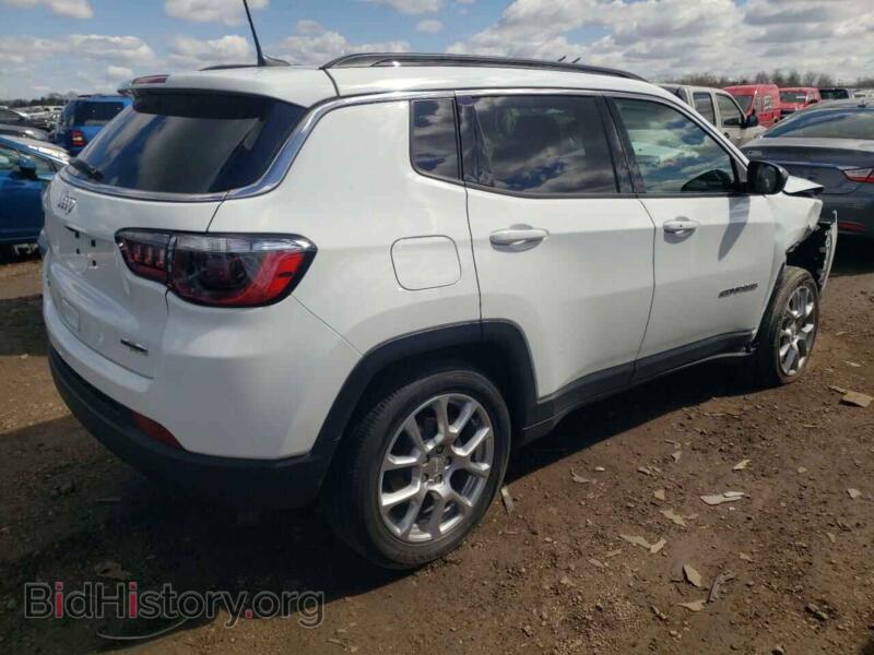 2022 Jeep COMPASS (VIN 3C4NJDFB6NT197009) — photo 3 of 12