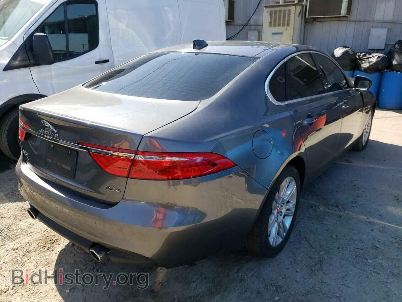 2017 JAGUAR XF - VIN: SAJBD4BV5HCY34645 - Фото 4