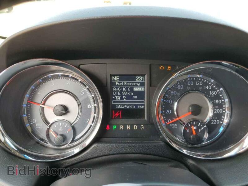2011 Chrysler MINIVAN (VIN 2A4RR5DG3BR754238) — photo 9 of 13