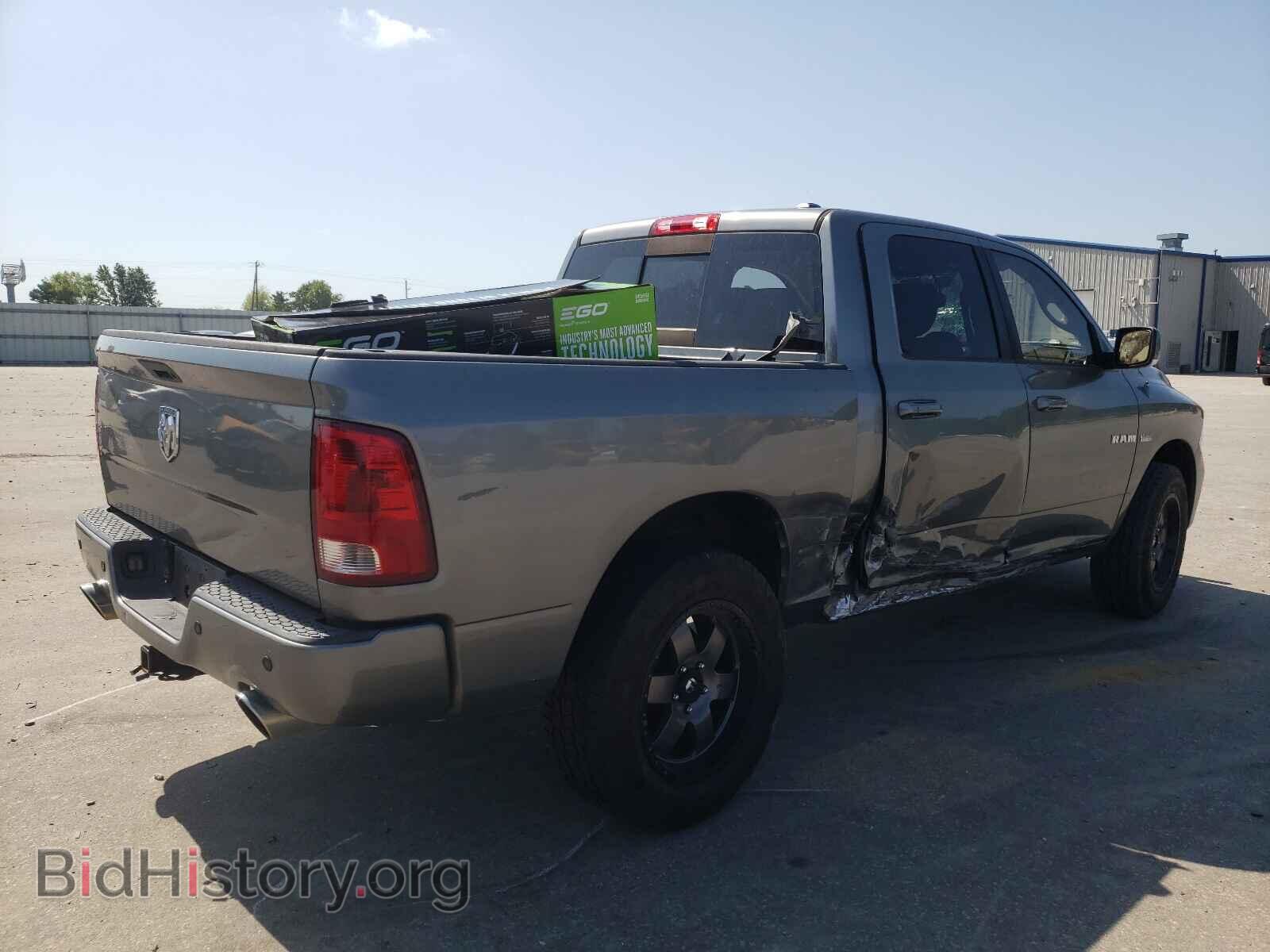 2010 DODGE RAM 1500 - VIN: 1D7RB1CTXAS211635 - Фото 4