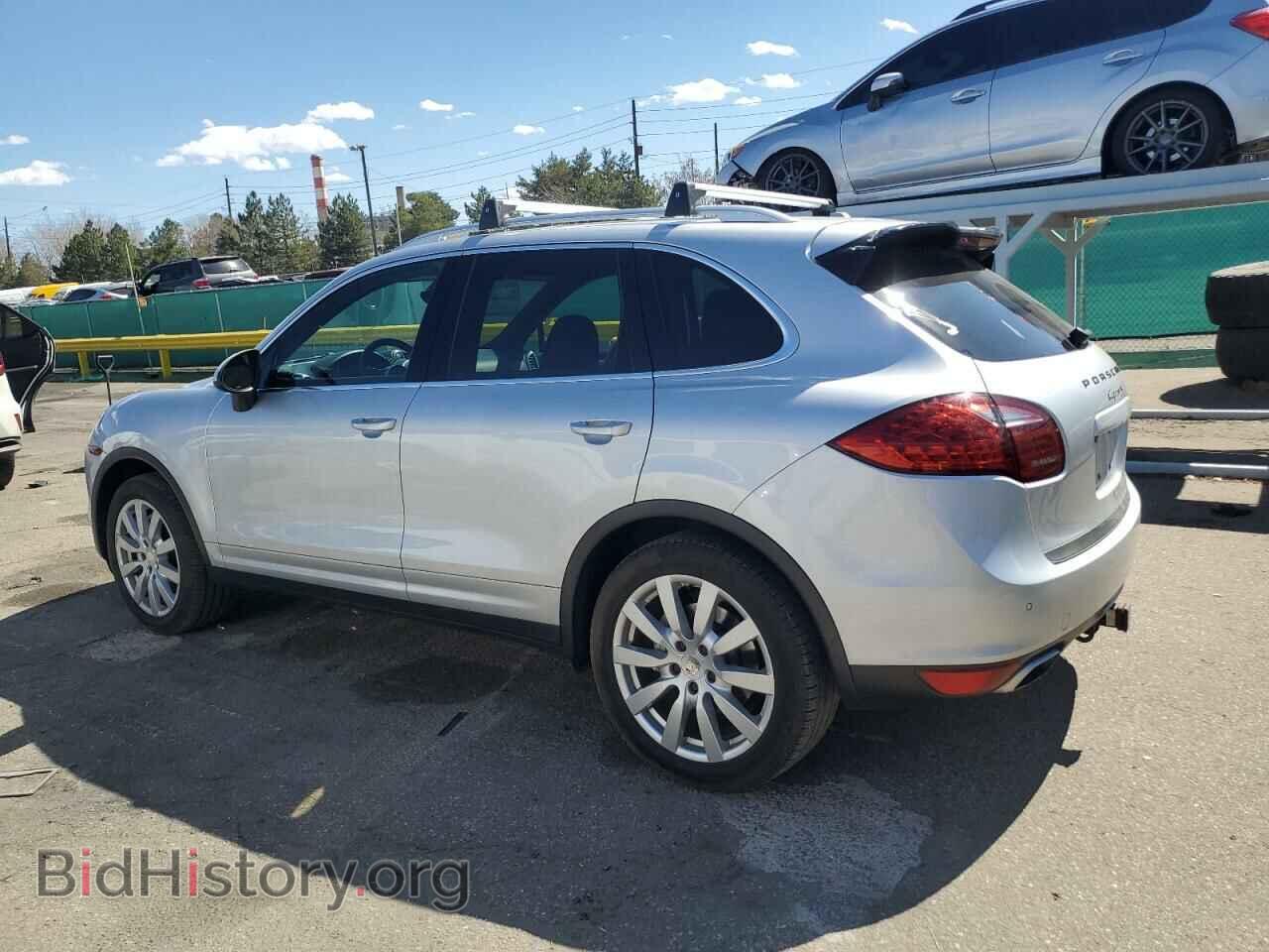 2011 PORSCHE CAYENNE - VIN: WP1AB2A25BLA54887 - Фото 2
