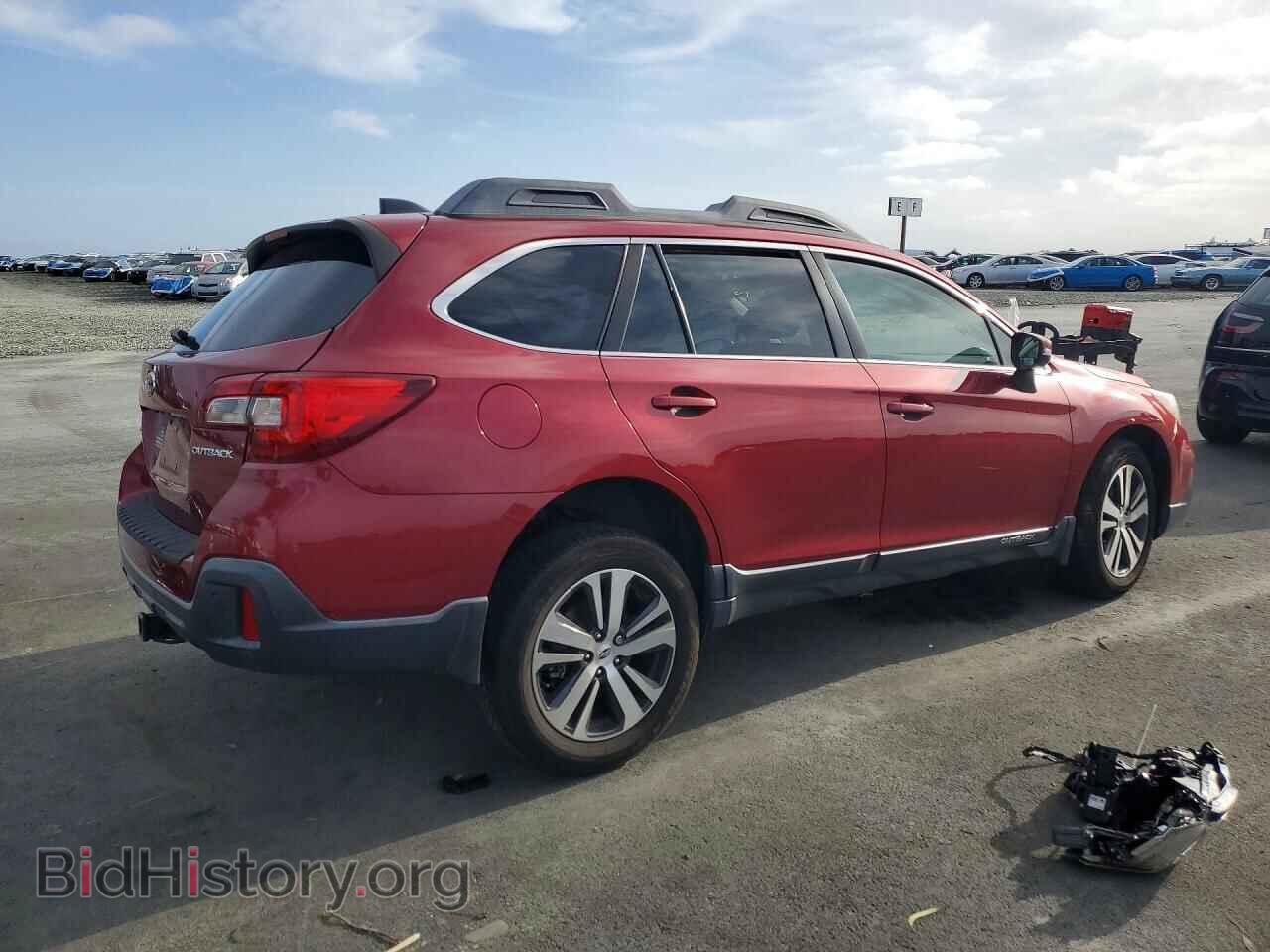 2018 SUBARU OUTBACK - VIN: 4S4BSANC9J3350136 - Фото 3