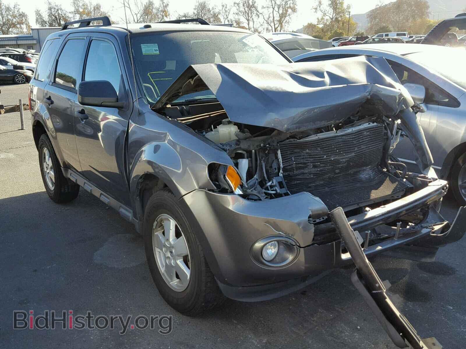 Фотография 1FMCU0D72BKA33528 - FORD ESCAPE 2011