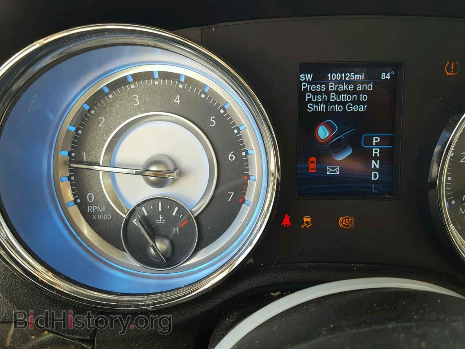 2013 CHRYSLER 300 - VIN: 2C3CCAAG4DH576752 - Фото 8