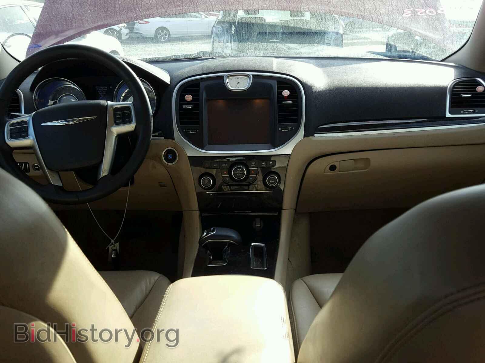 2013 CHRYSLER 300 - VIN: 2C3CCAAG4DH576752 - Фото 9