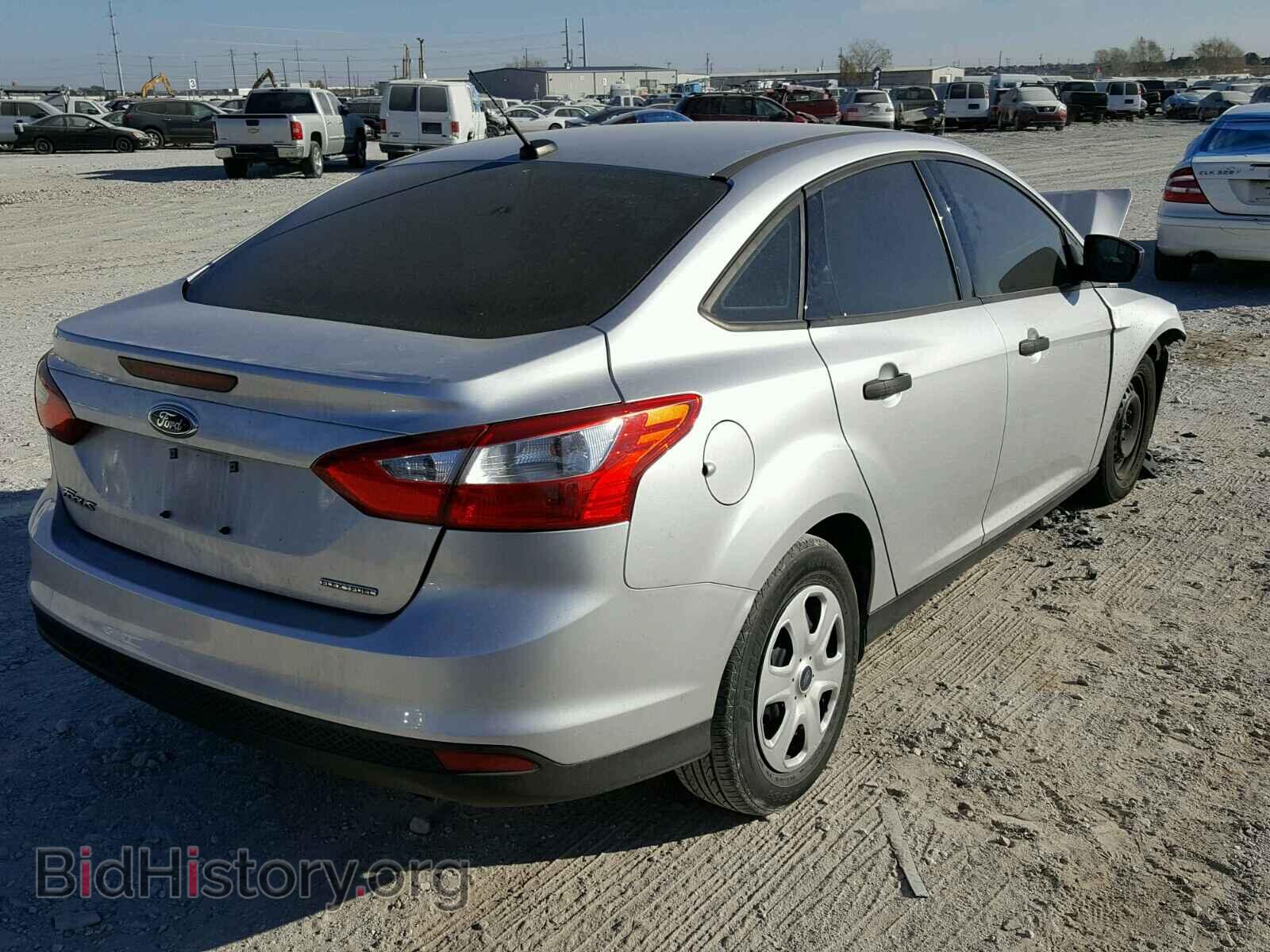 2013 FORD FOCUS - VIN: 1FADP3E25DL361811 - Photo 4