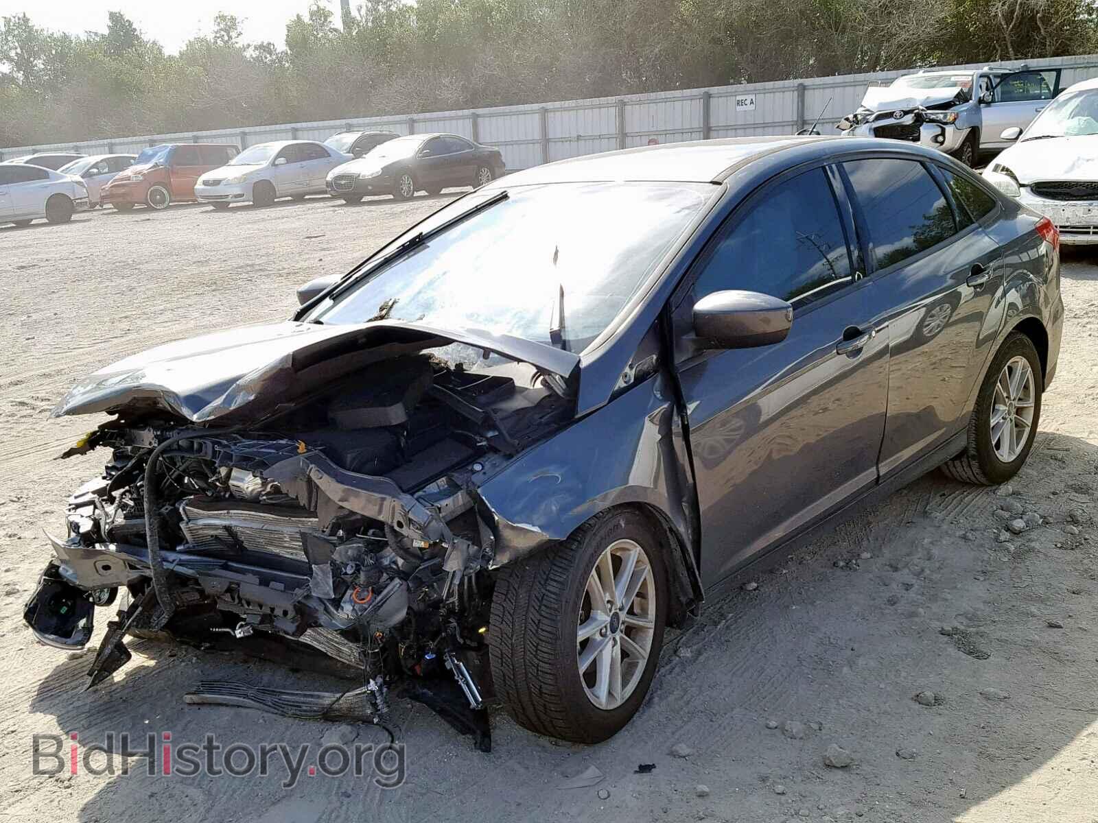 2018 FORD FOCUS SE - VIN: 1FADP3FE5JL299881 - Фото 2