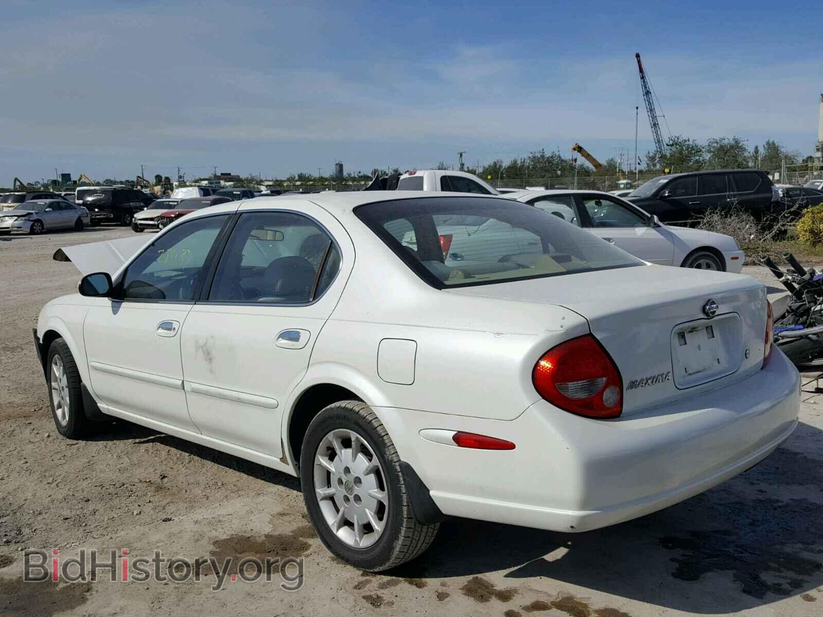 2000 NISSAN MAXIMA - VIN: JN1CA31D3YT551484 - Фото 3