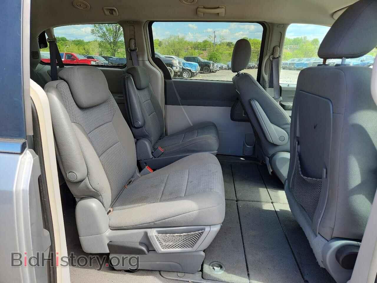 2009 CHRYSLER MINIVAN - VIN: 2A8HR44E09R656880 - Фото 11