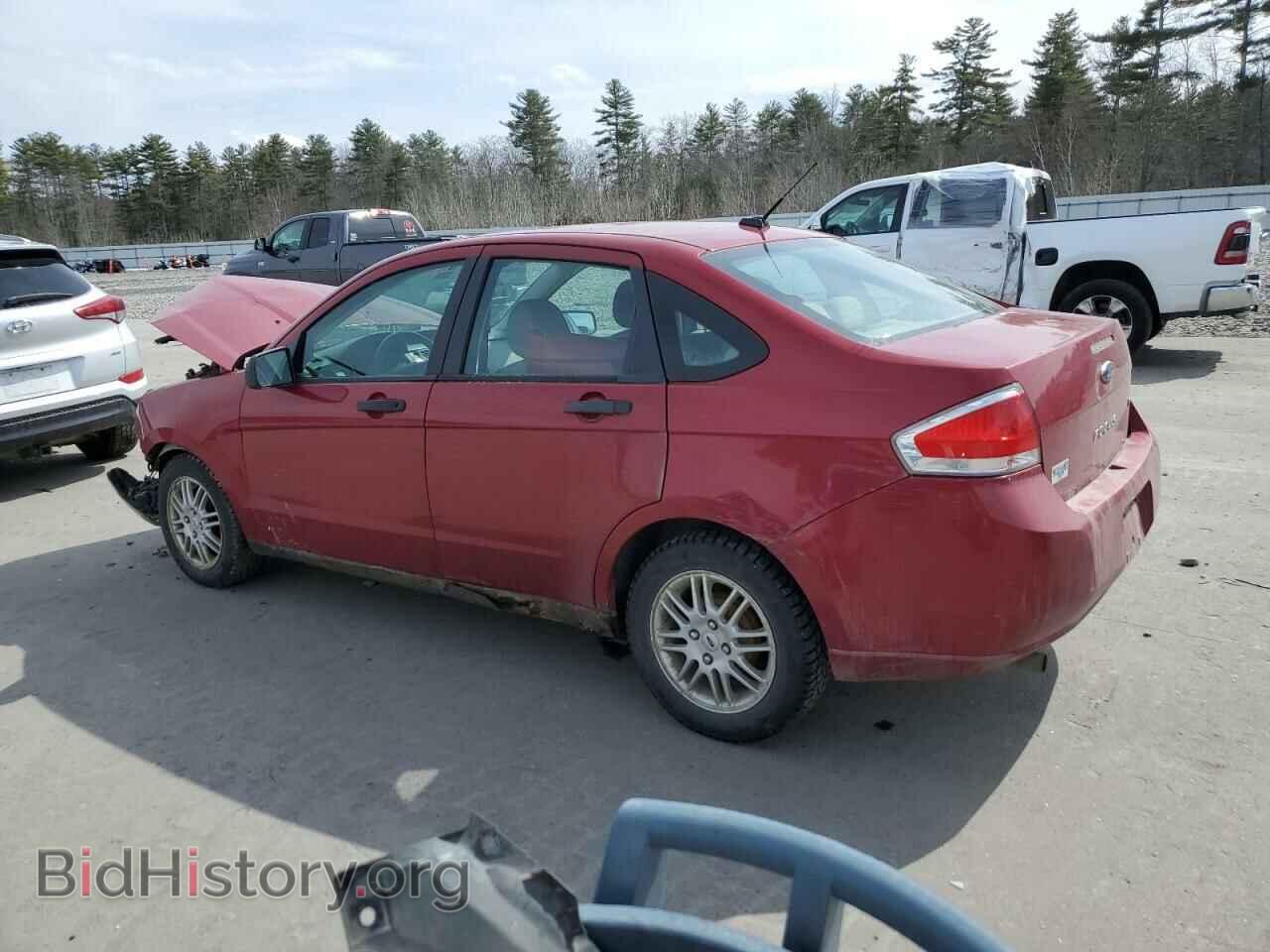 2011 FORD FOCUS - VIN: 1FAHP3FN0BW172618 - Фото 2