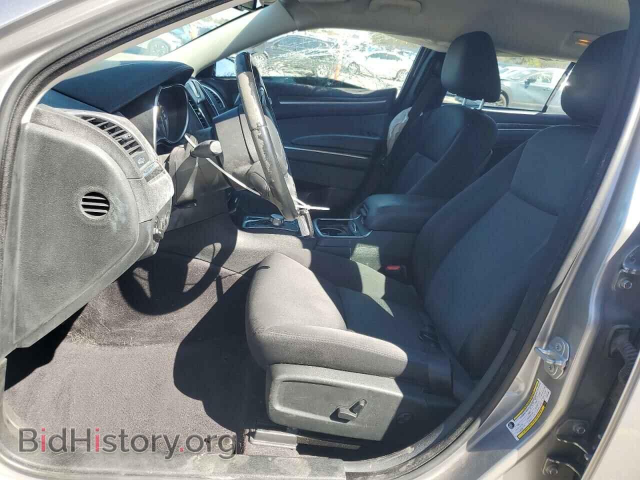 2018 CHRYSLER 300 - VIN: 2C3CCAAGXJH281960 - Фото 7