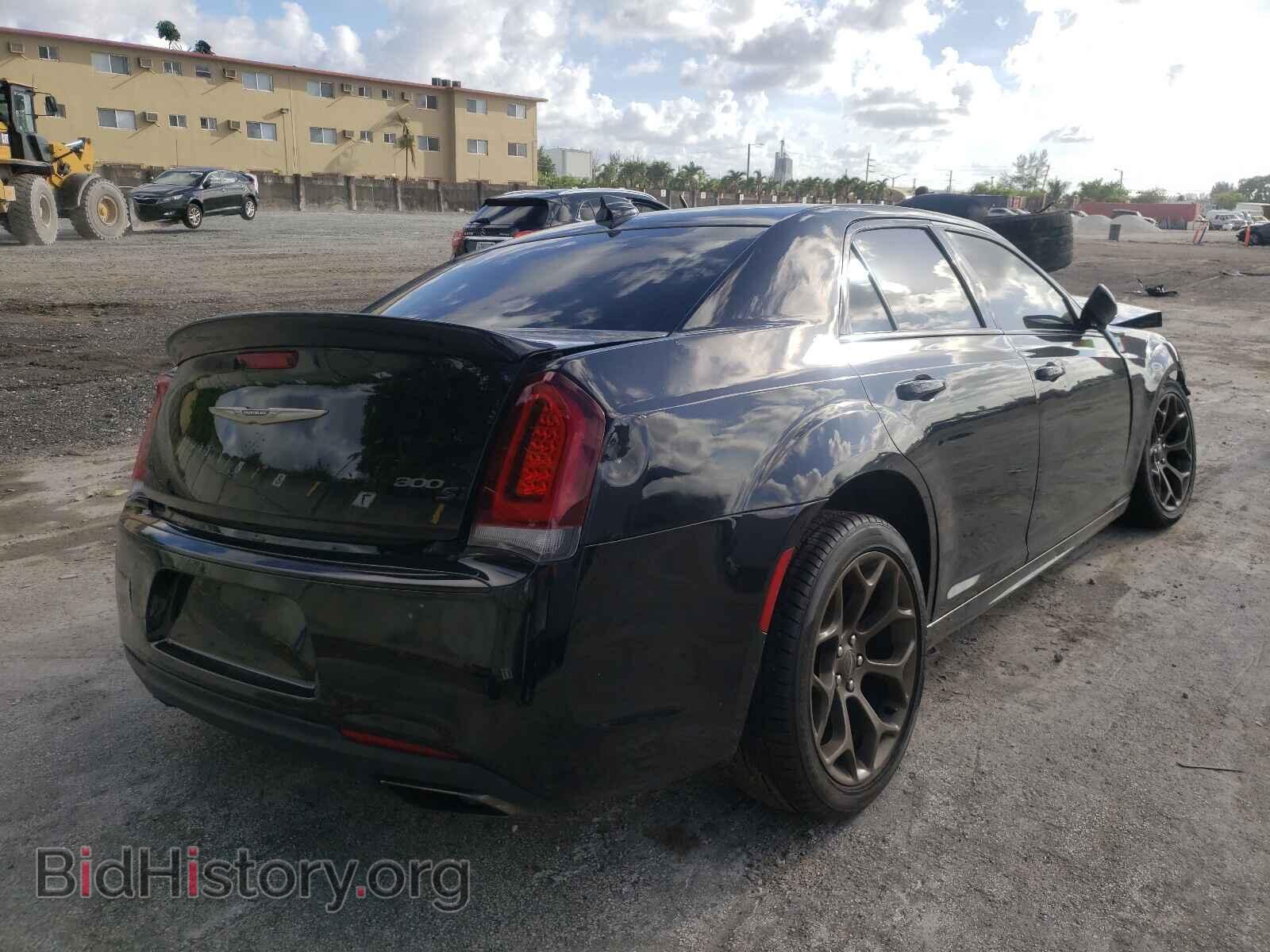 2017 CHRYSLER 300 - VIN: 2C3CCABG4HH661594 - Фото 4