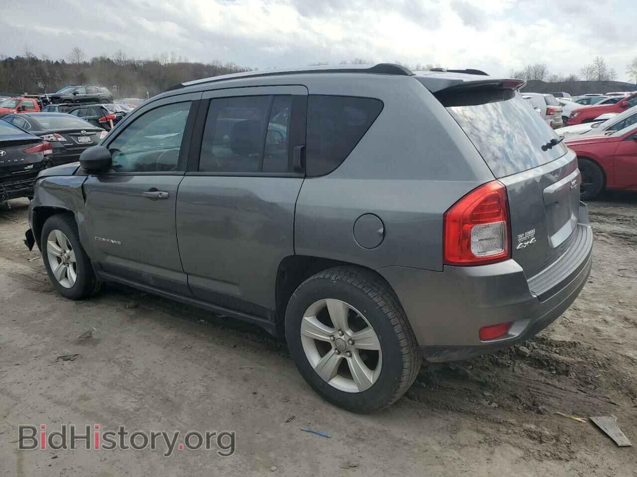 2012 JEEP COMPASS - VIN: 1C4NJDEB5CD572716 - Photo 2