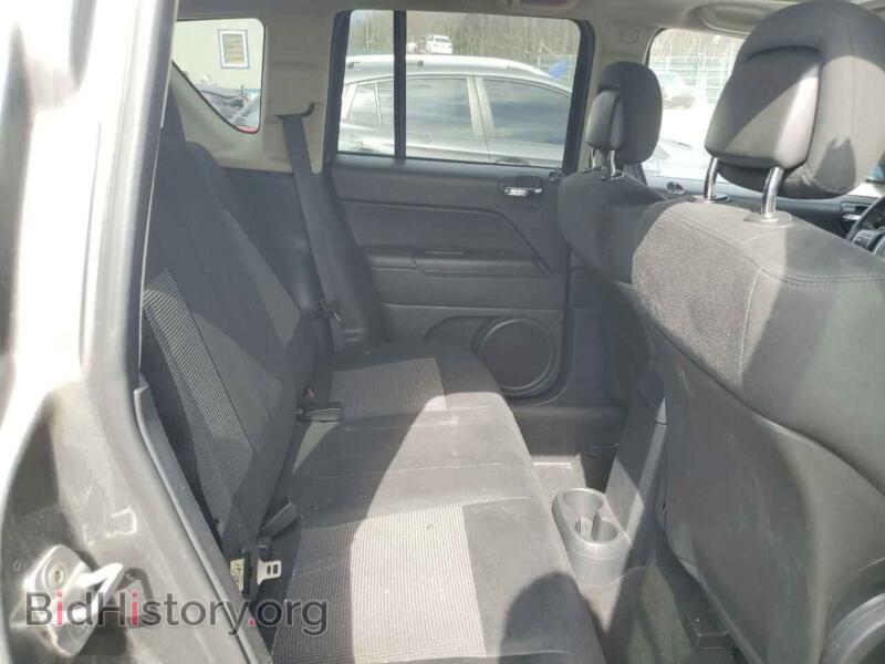 2012 Jeep COMPASS (VIN 1C4NJDEB5CD572716) — фото 10 из 12